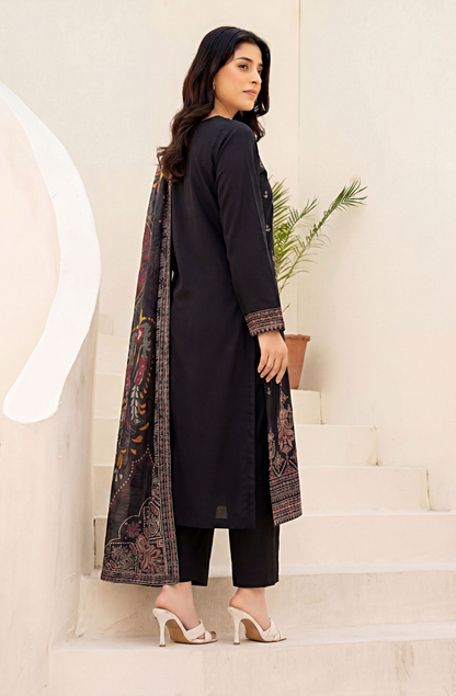 Meadows By Anaya Noor Emb Lawn With Organza Patches 3PC