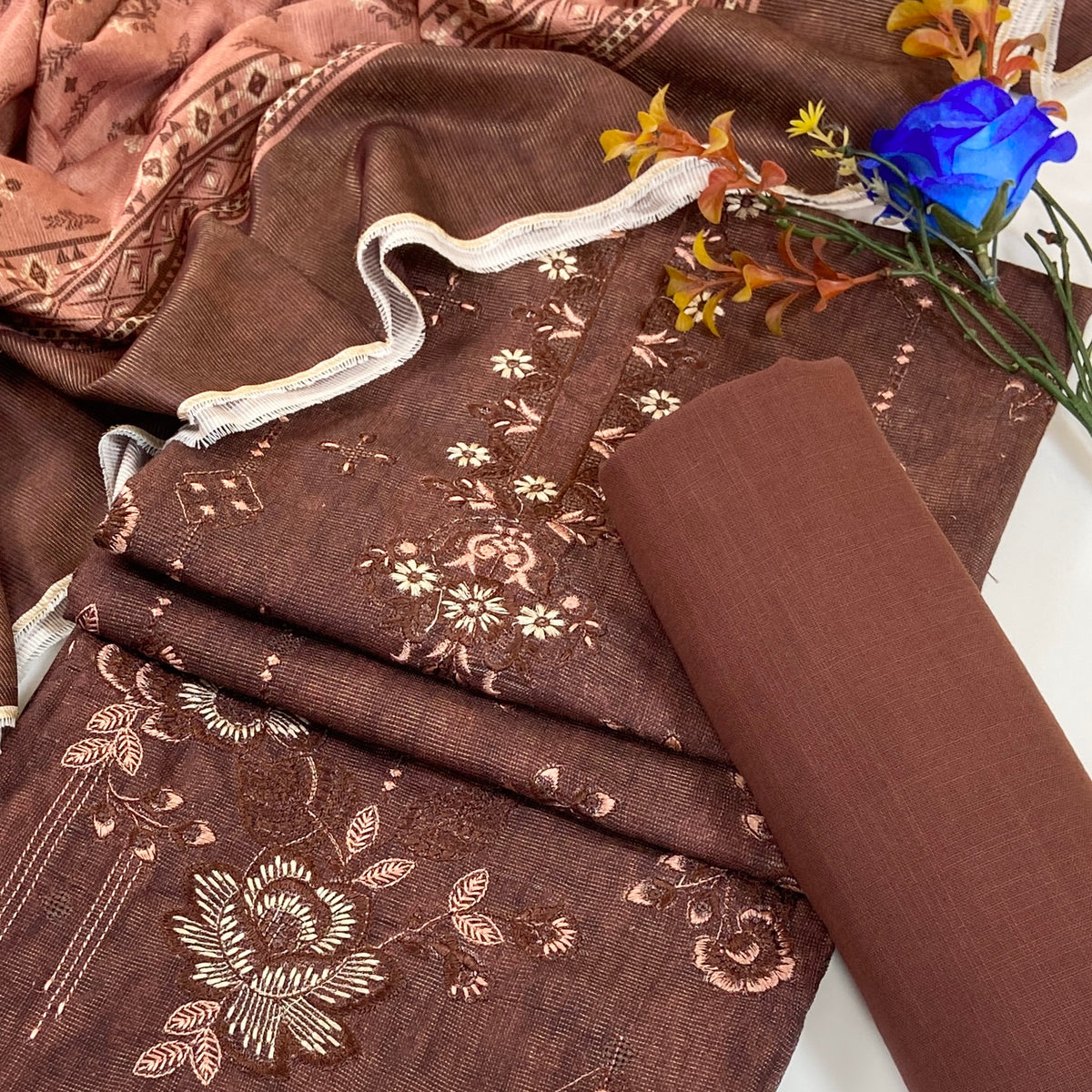 Anaya Noor Winter 2026 Plain Emb Khaddar 3PC
