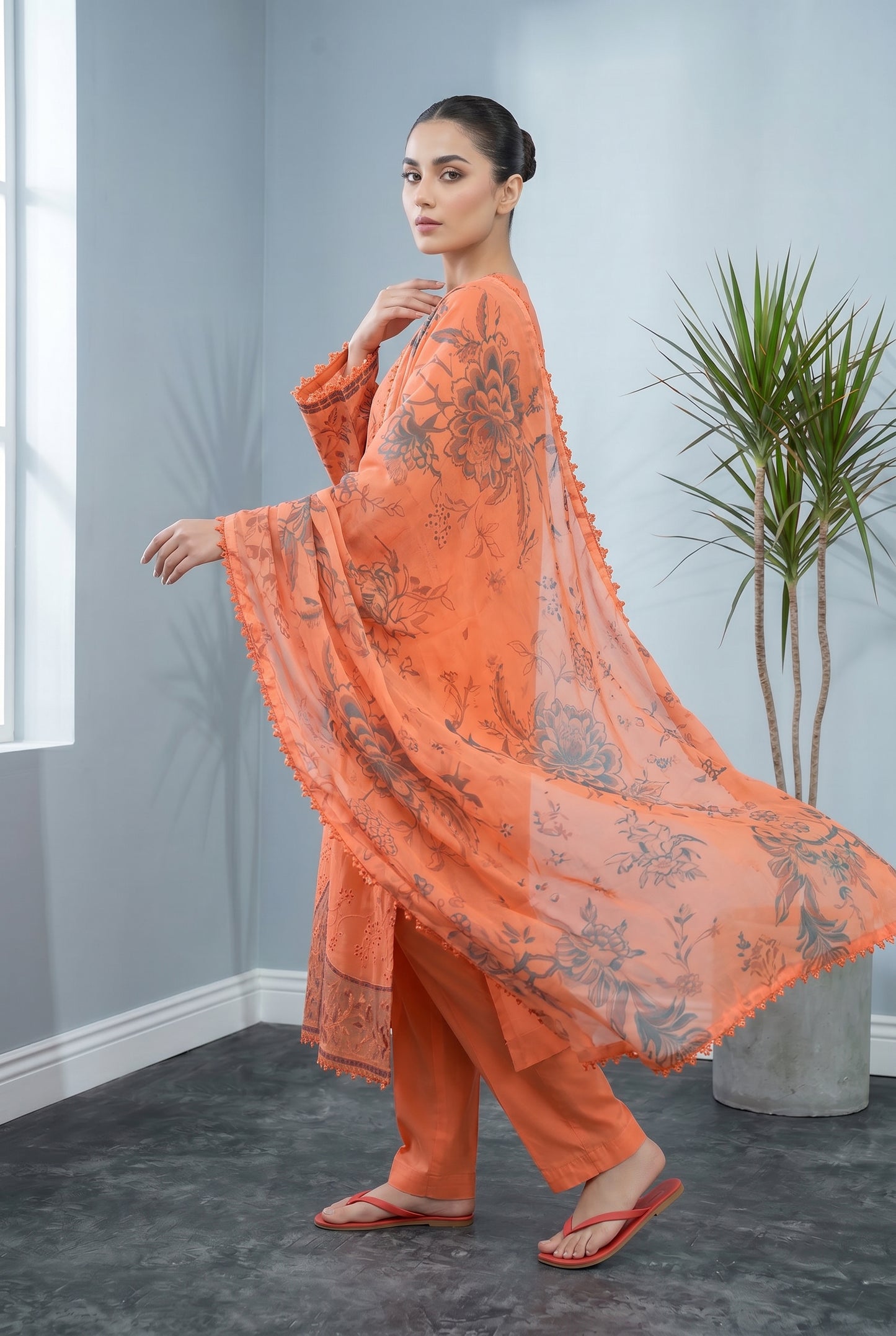 Shiffli Kari By Anaya Noor Emb Lawn 3PC