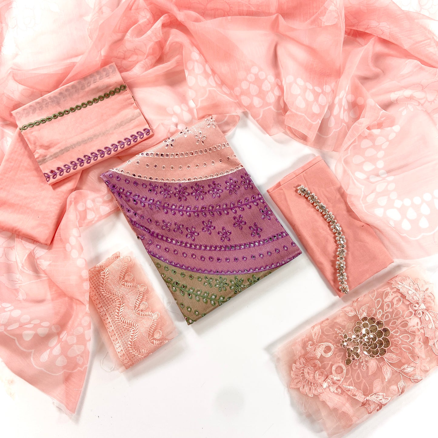Maria B Luxury Emb Lawn 3PC