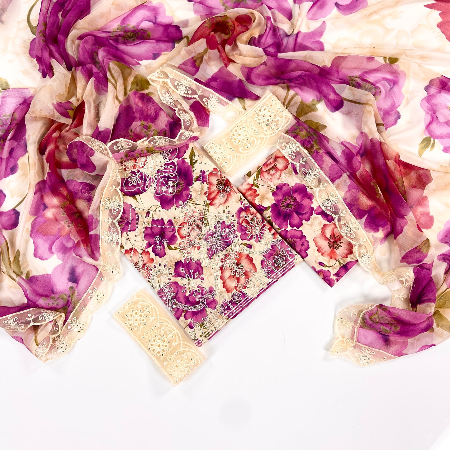 Baroque Embroiderd & Digital Printed Lawn 3PC