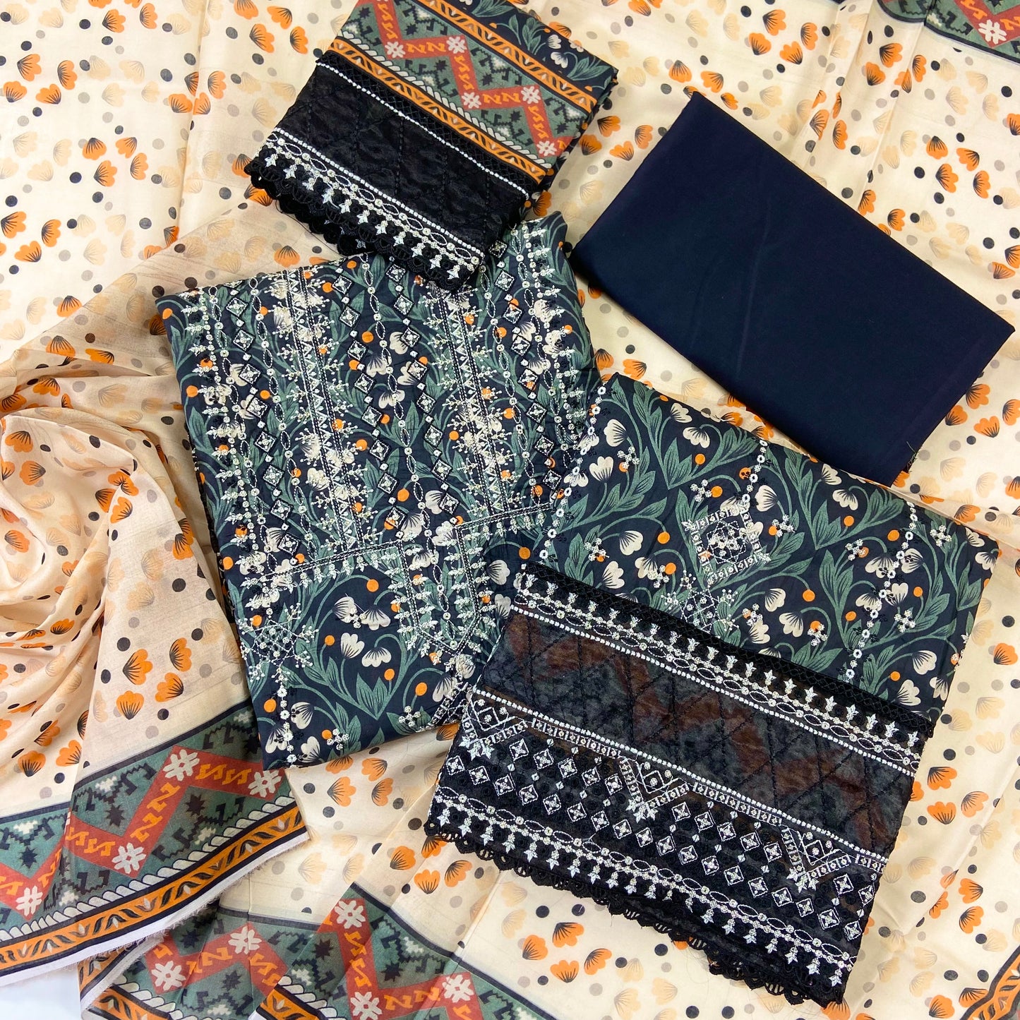 Fantak By Anaya Noor Heavy Emb Lawn 3PC