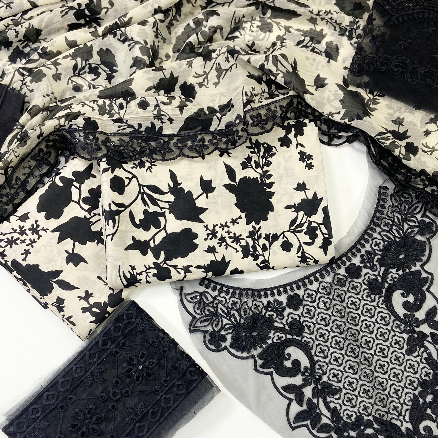 Aneelas Emb Luxury Lawn-3PC