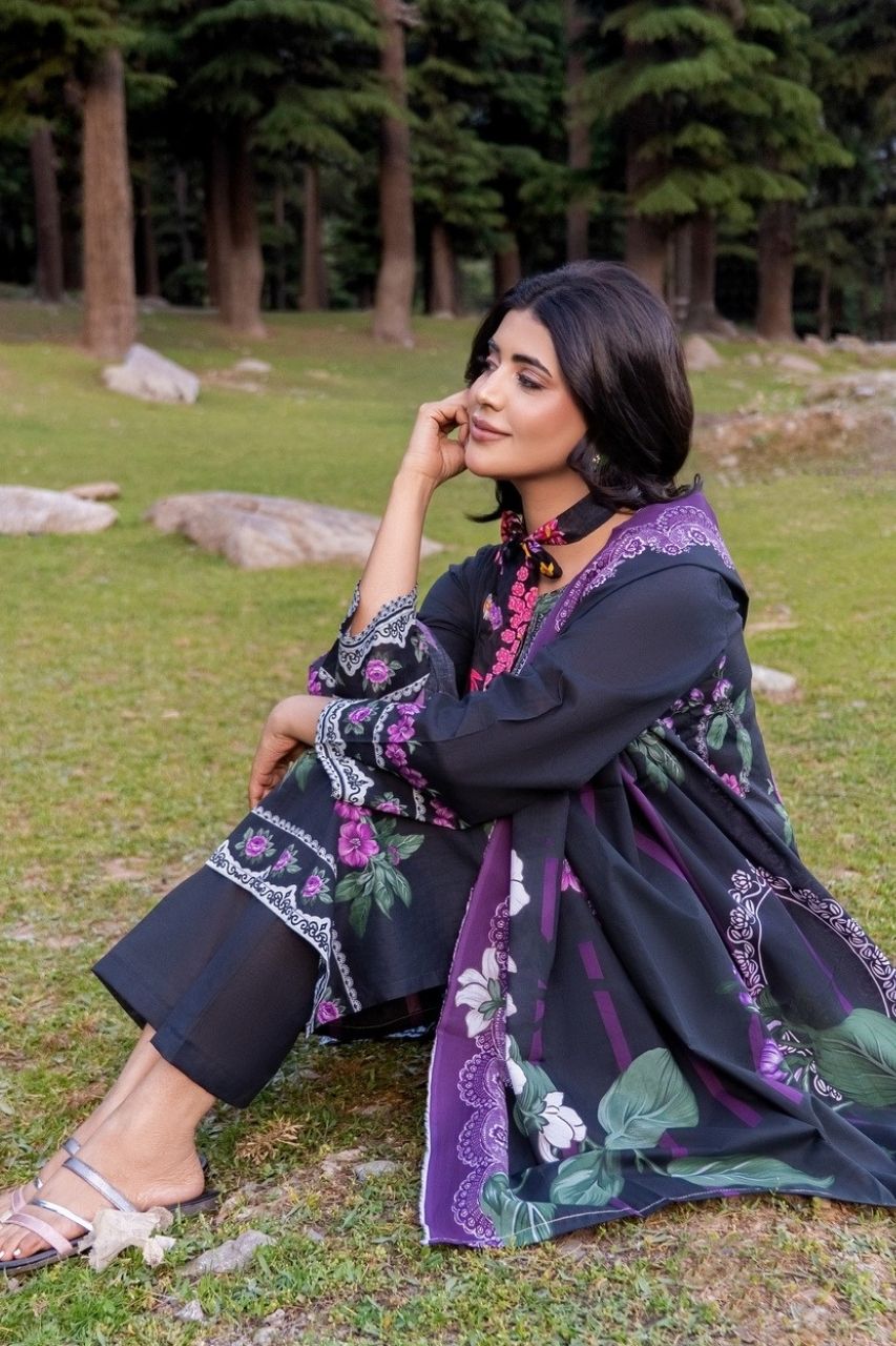 Riwayat By Shanaya Digital Printed Lawn 3PC