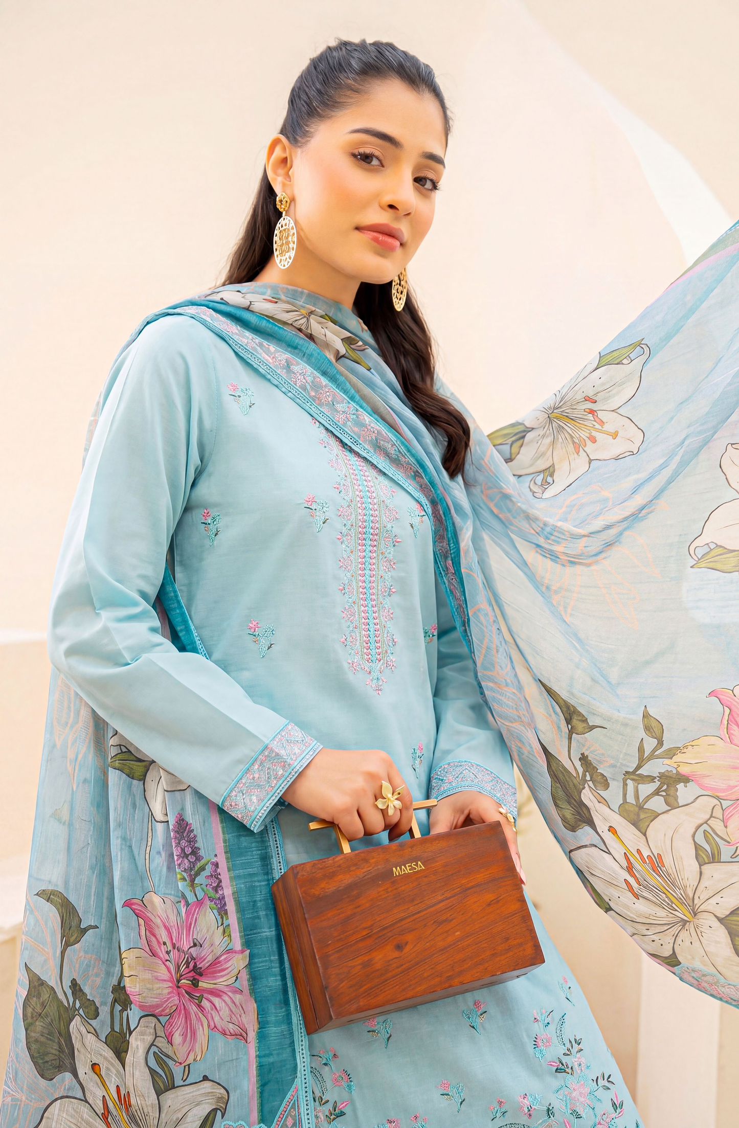 Meadows By Anaya Noor Emb Lawn With Organza Patches 3PC
