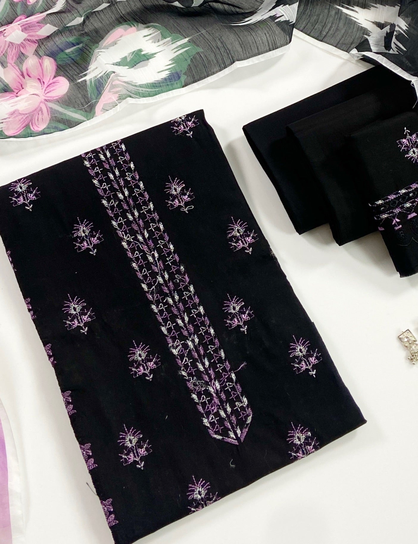 Lakhany Fully Embroidered Lawn 3PC