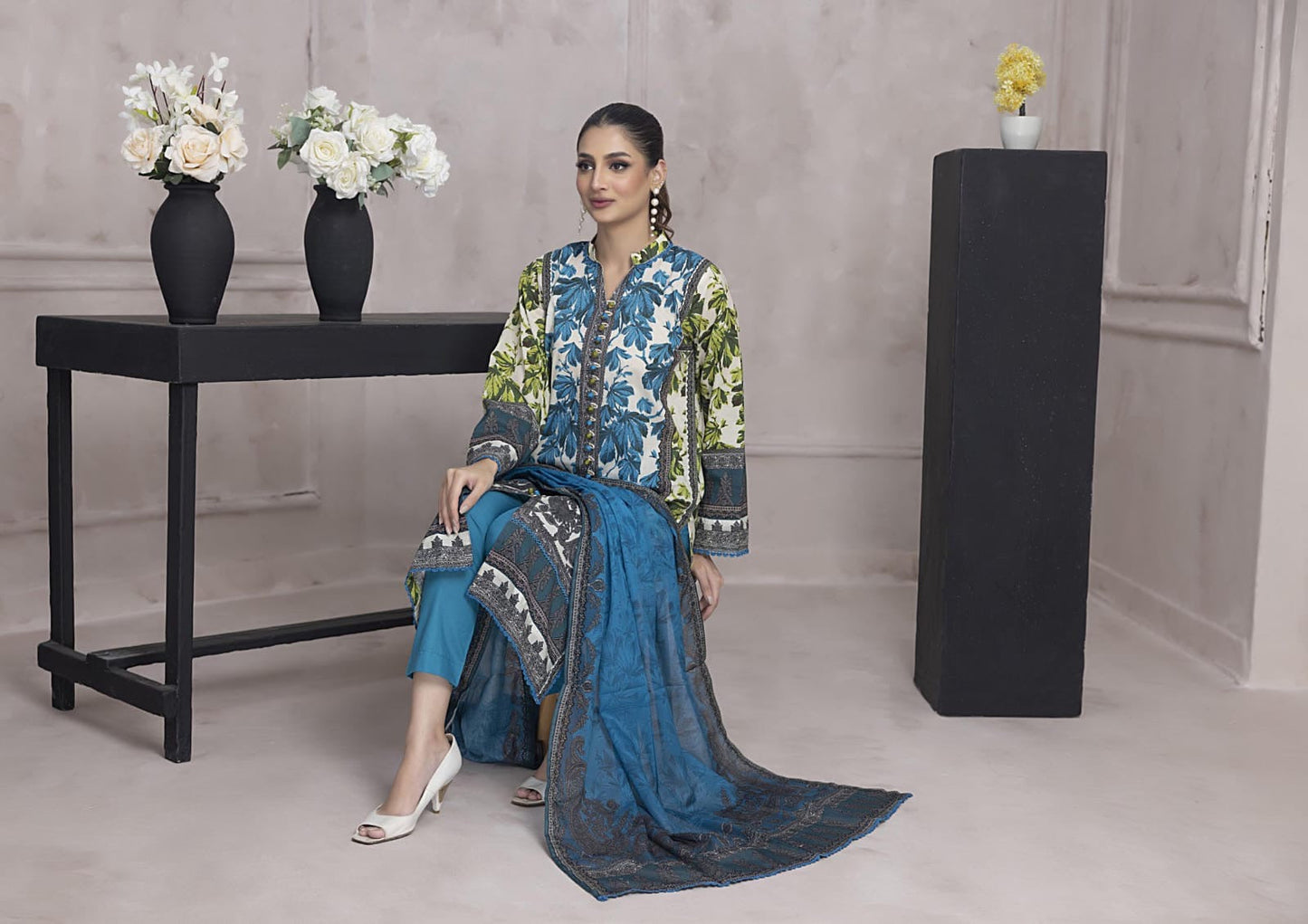 Salina Regalia Lawn Printed 3-PC