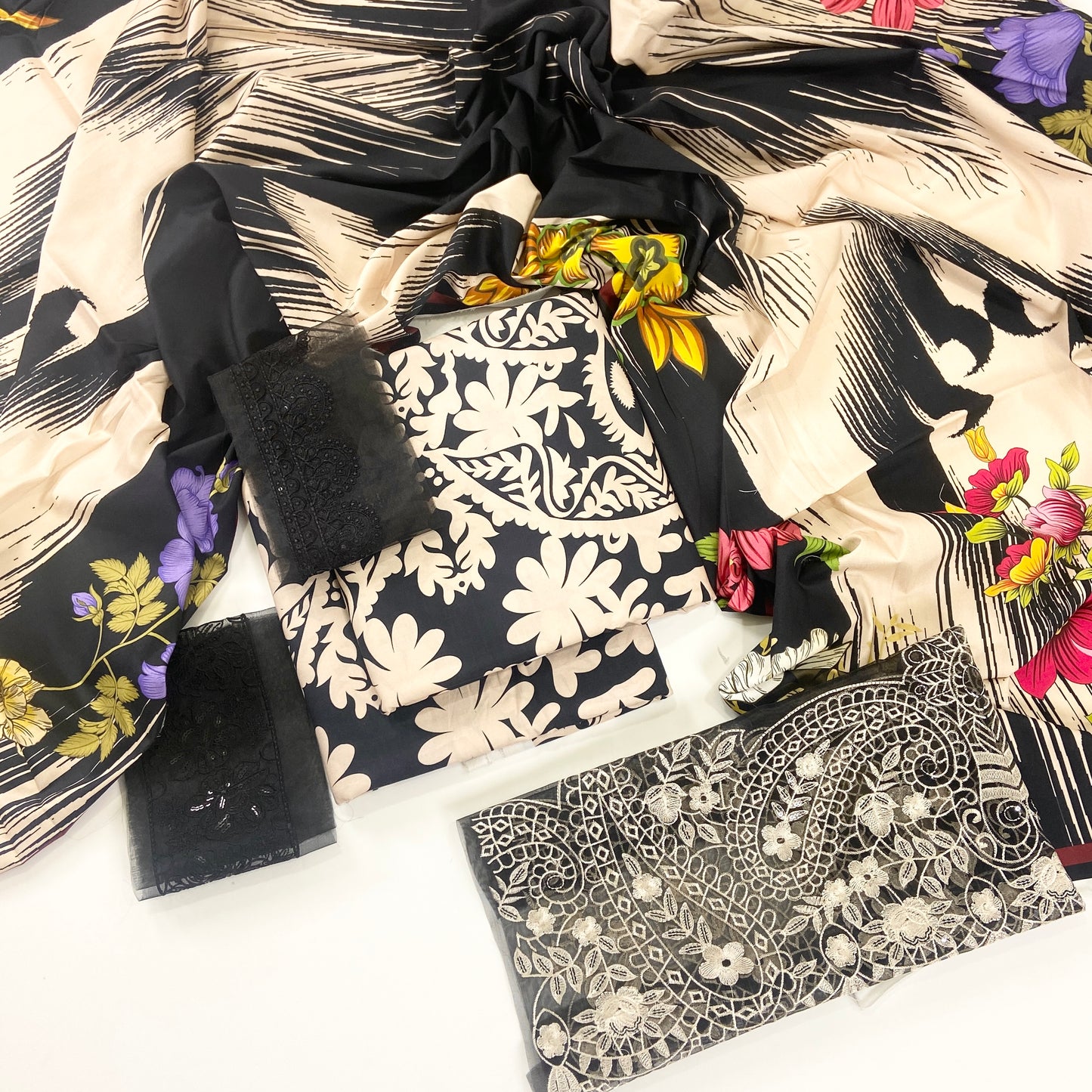 Maria B Printed Linen With Emb Patches 3PC