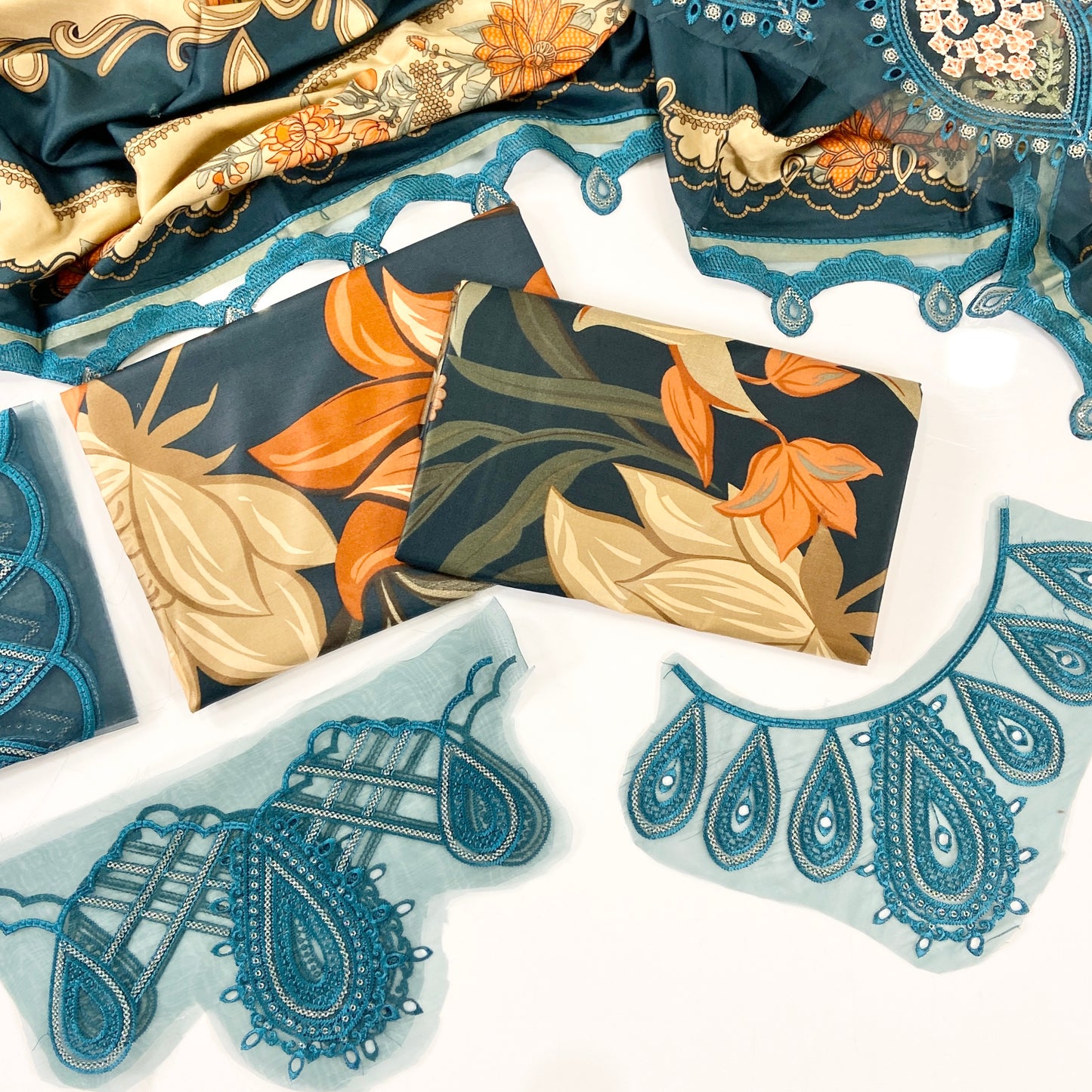 Baroque Printed Linen With Emb Patches 3PC