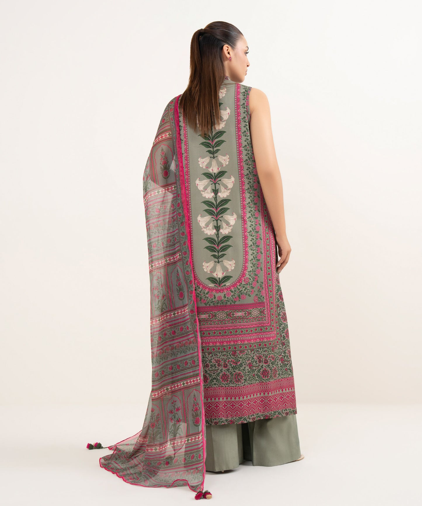 Sapphire Daily Printed Lawn 3PC