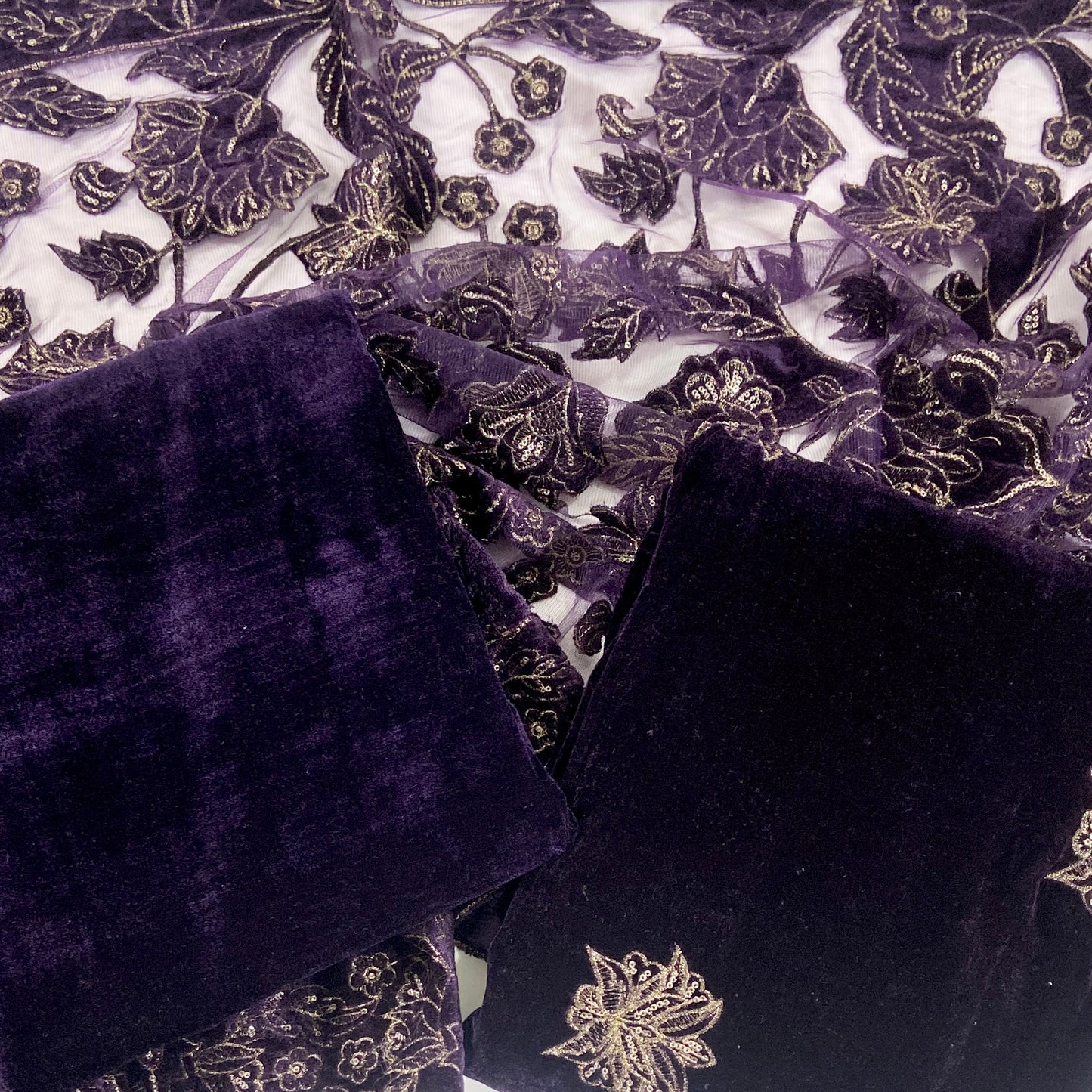 Bareeze Velvet Shawl With Aplic Work 3PC