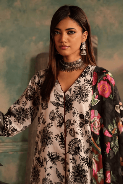 Raiha Premium Printed Lawn 3PC