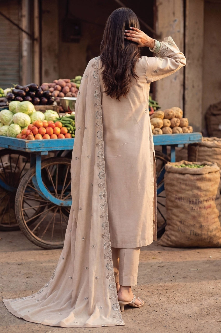 Fatima Bano By Dastak Luxury Emb Lawn Volume 3PC