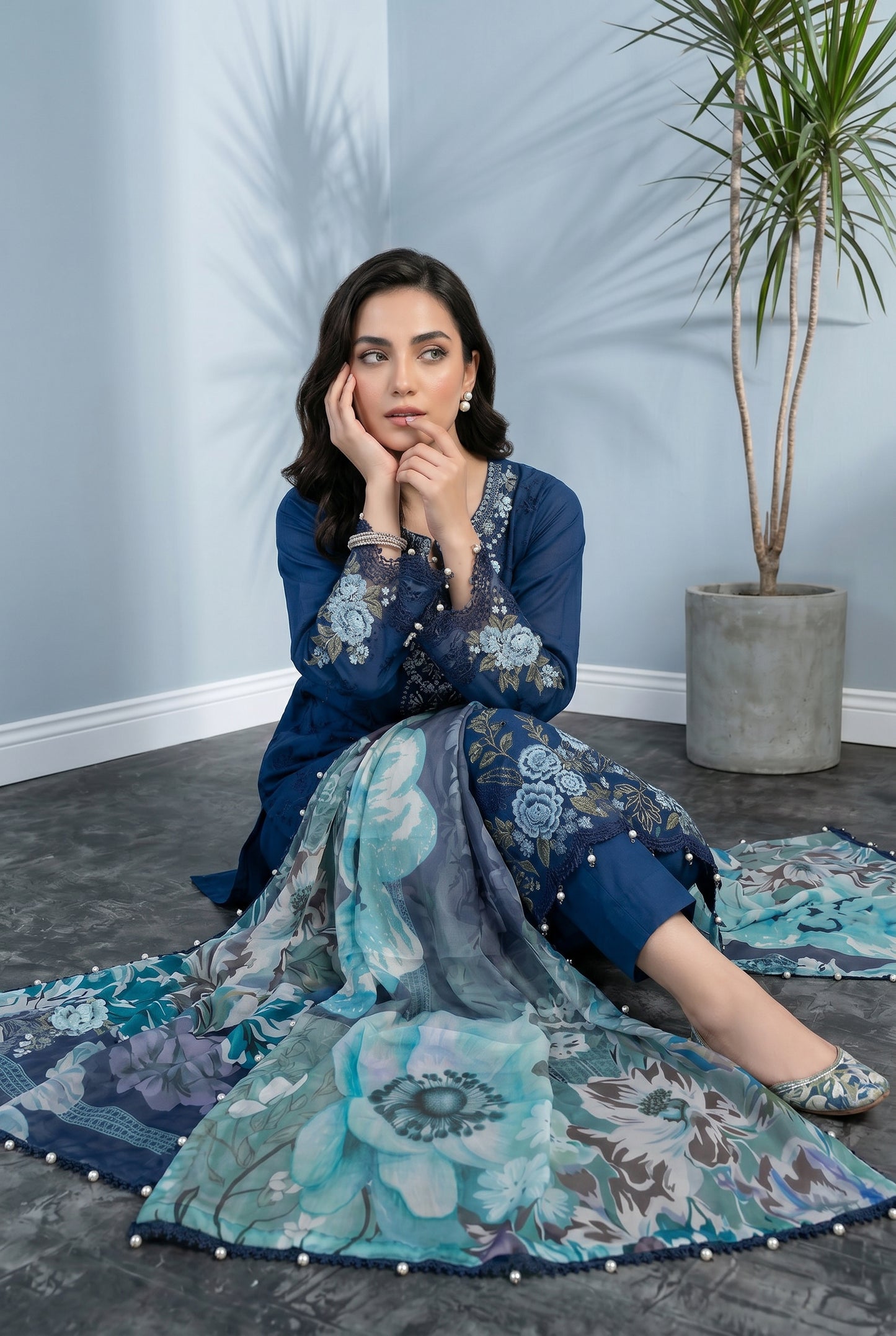 Shiffli Kari By Anaya Noor Emb Lawn 3PC