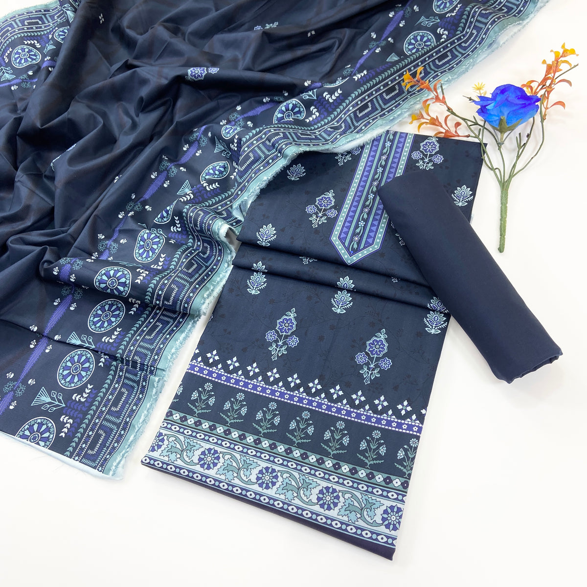 Anaya Noor Digital Printed Cotry Khaddar 3PC