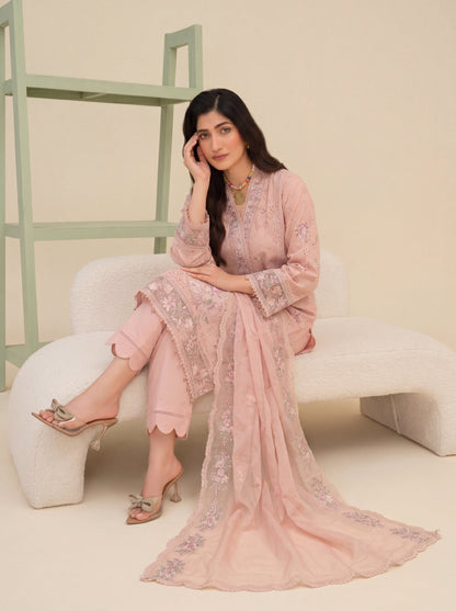 Maria B Luxury Embroidered Chikenkari Lawn 3PC