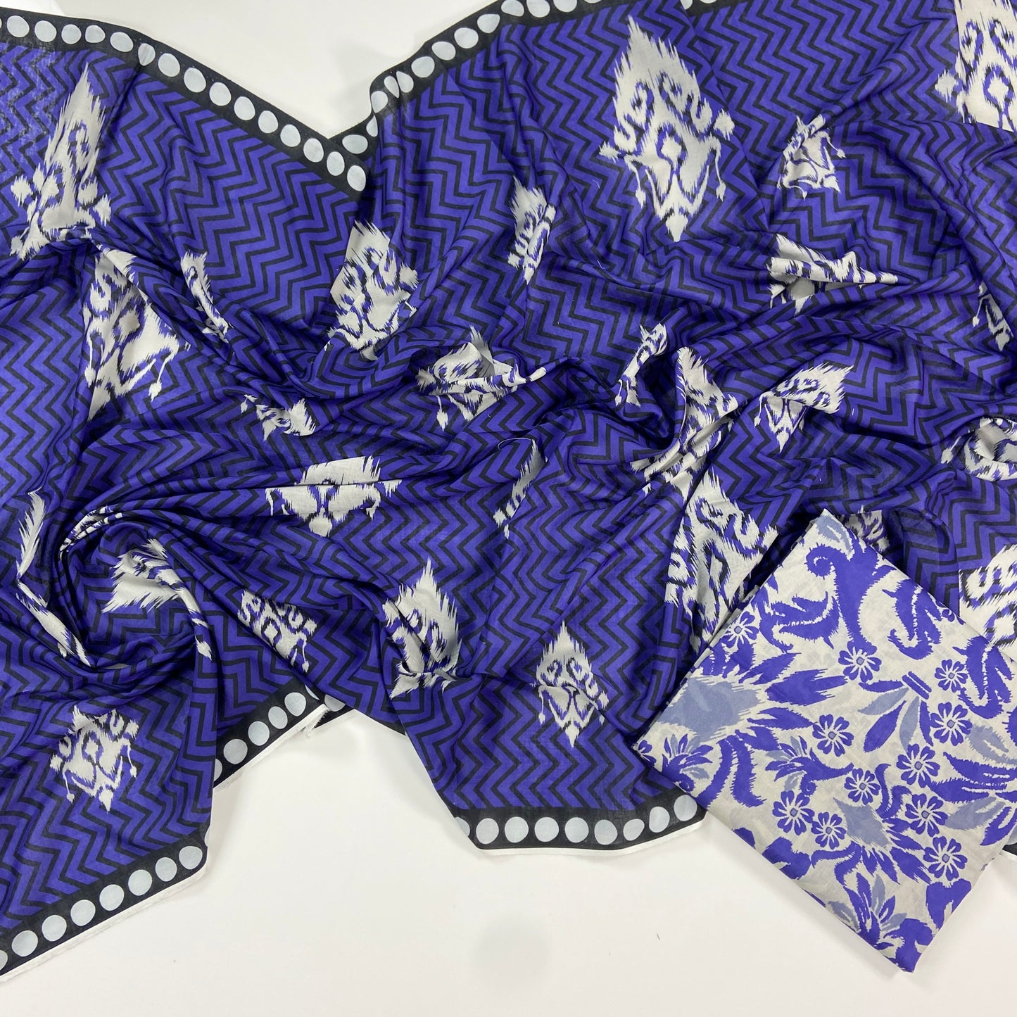 Edenrobe Digital Printed Lawn-2PC