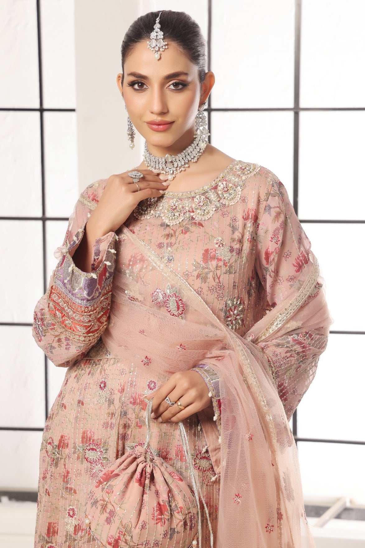 Mushq | Chiffone | Dessline