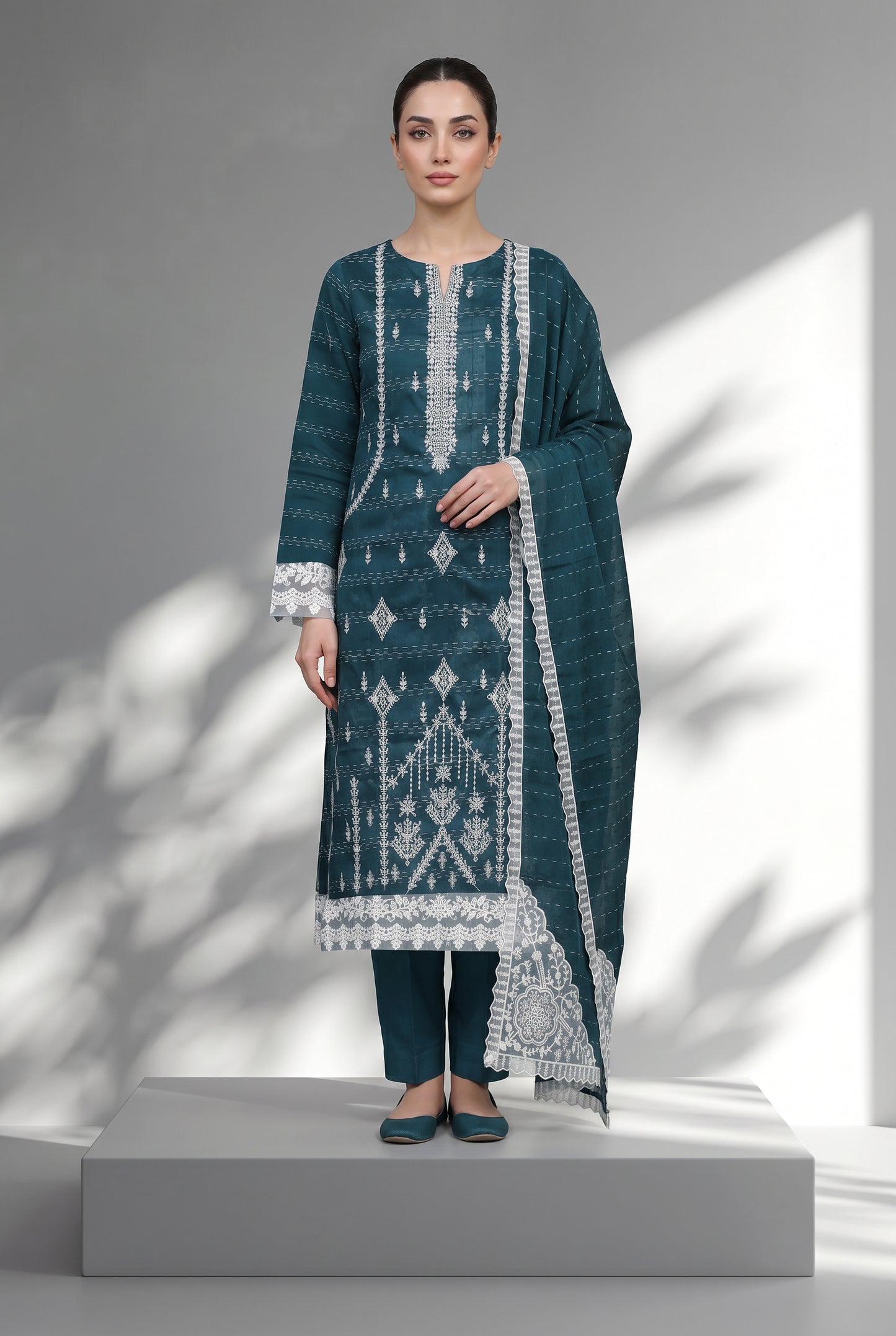 Haya By Anaya Noor Tarkashi Design Lawn 3PC