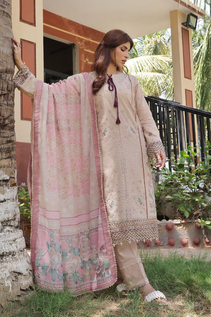 Fatima Bano | Dressline | Satrangi