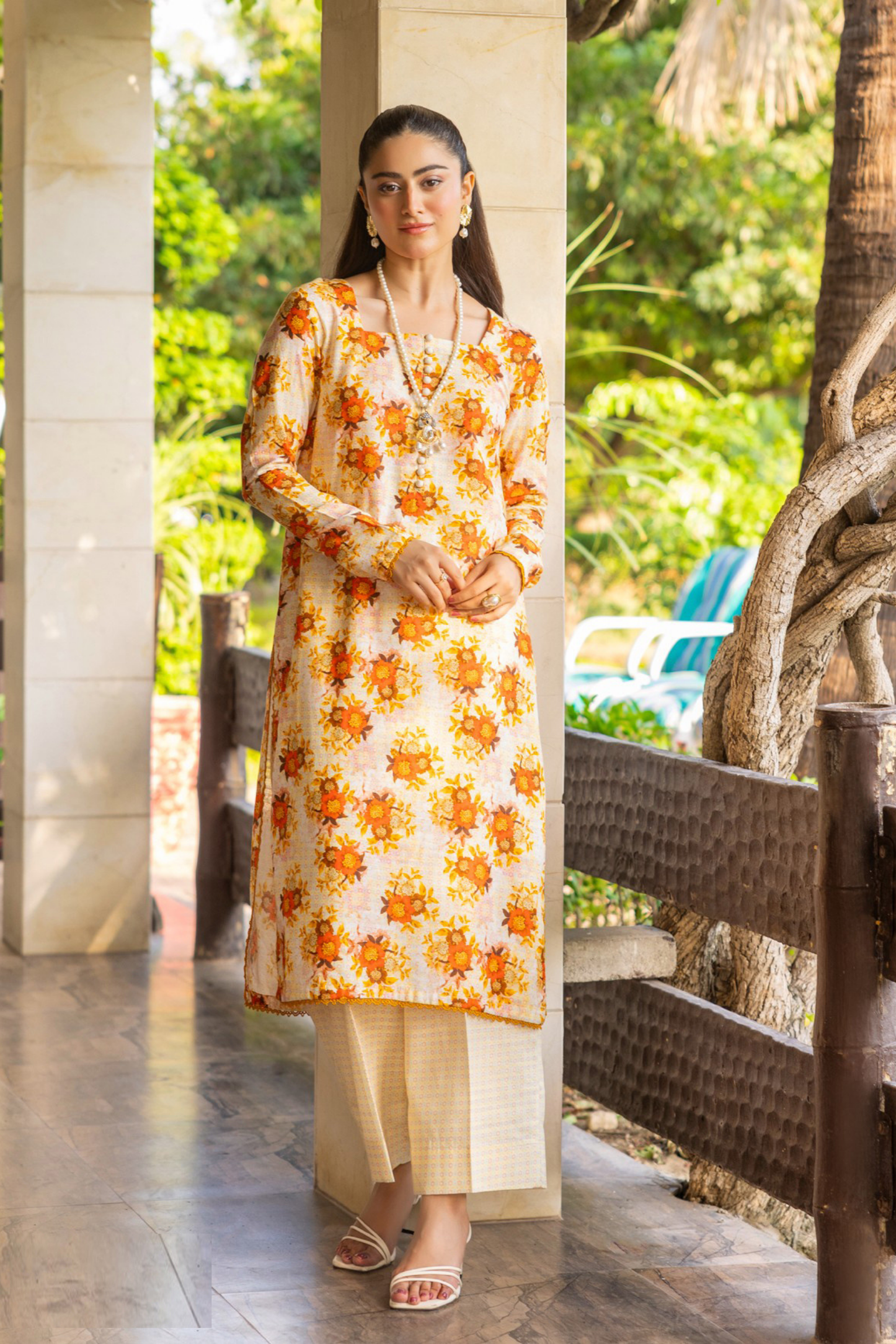 Raabi Digital Printed Khaddar 2PC