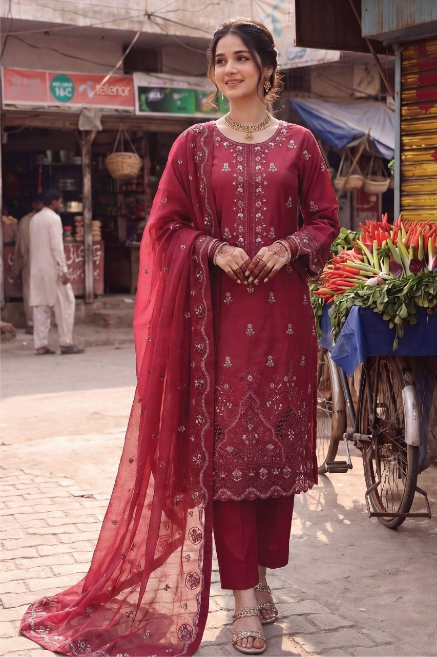 Fatima Bano By Dastak Luxury Emb Lawn Volume 3PC