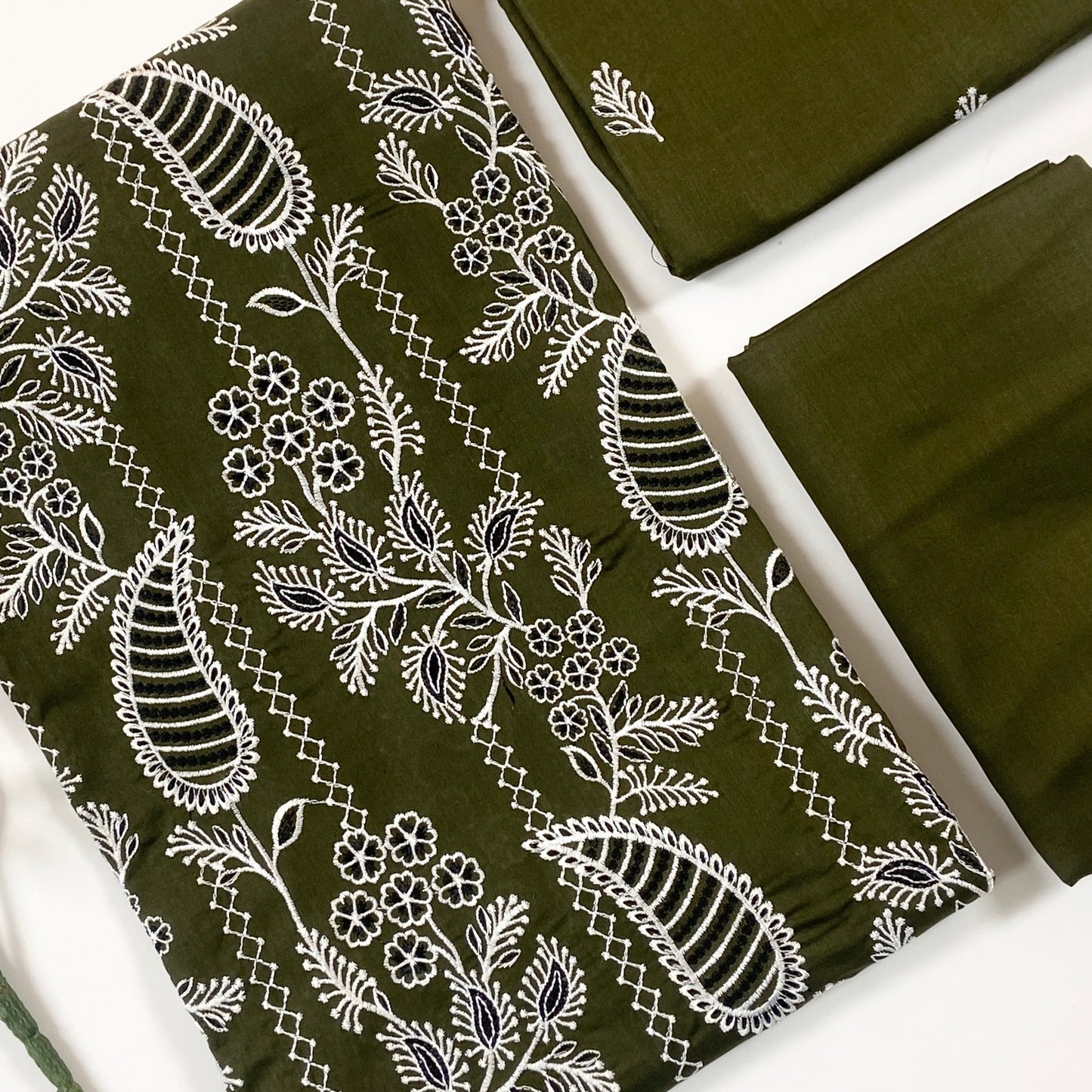 Bareeze Plain Emb Shirt & Trouser Lawn 2PC