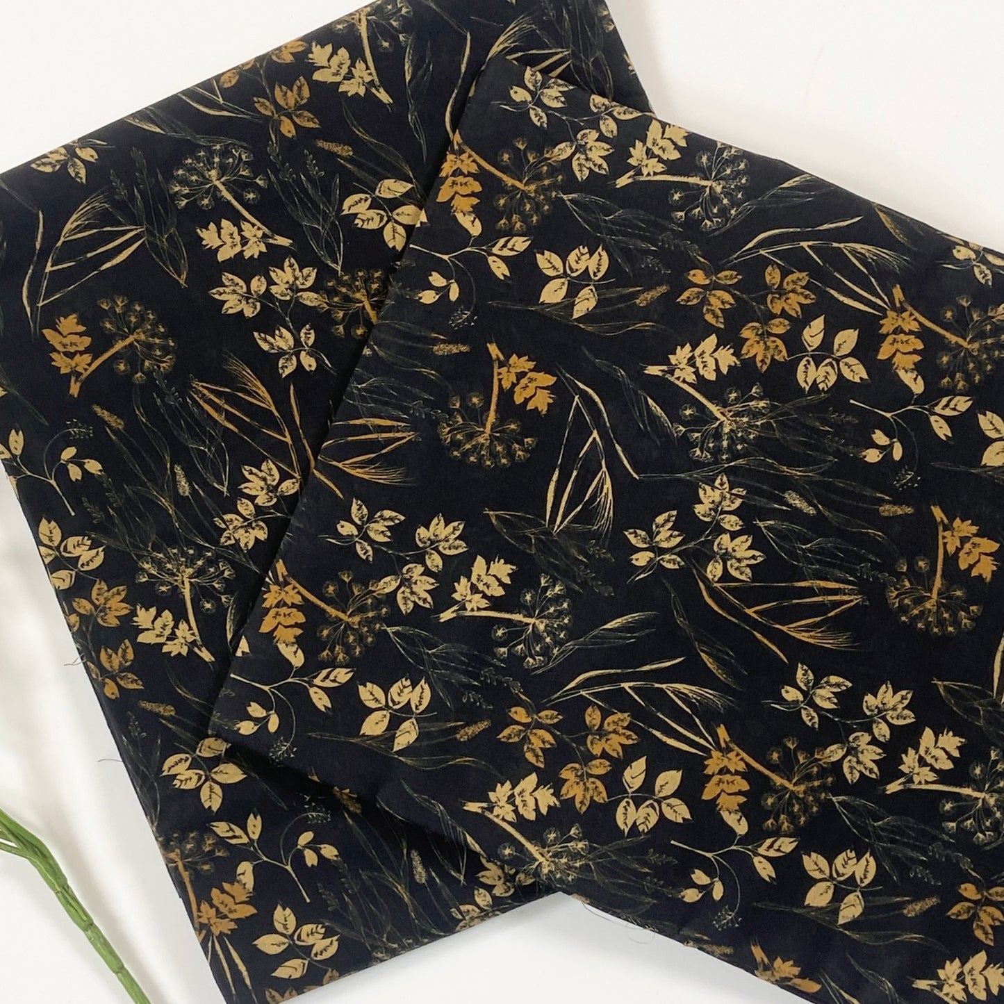 Elaya Platinum Premium Printed Lawn 2PC