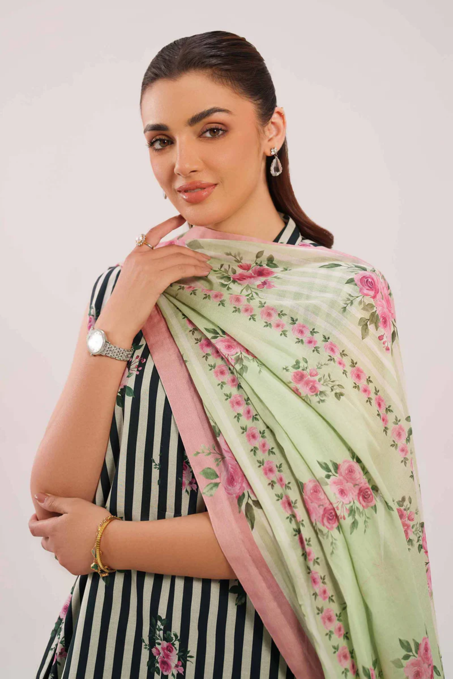 Nishat Digital Printed Lawn 3PC