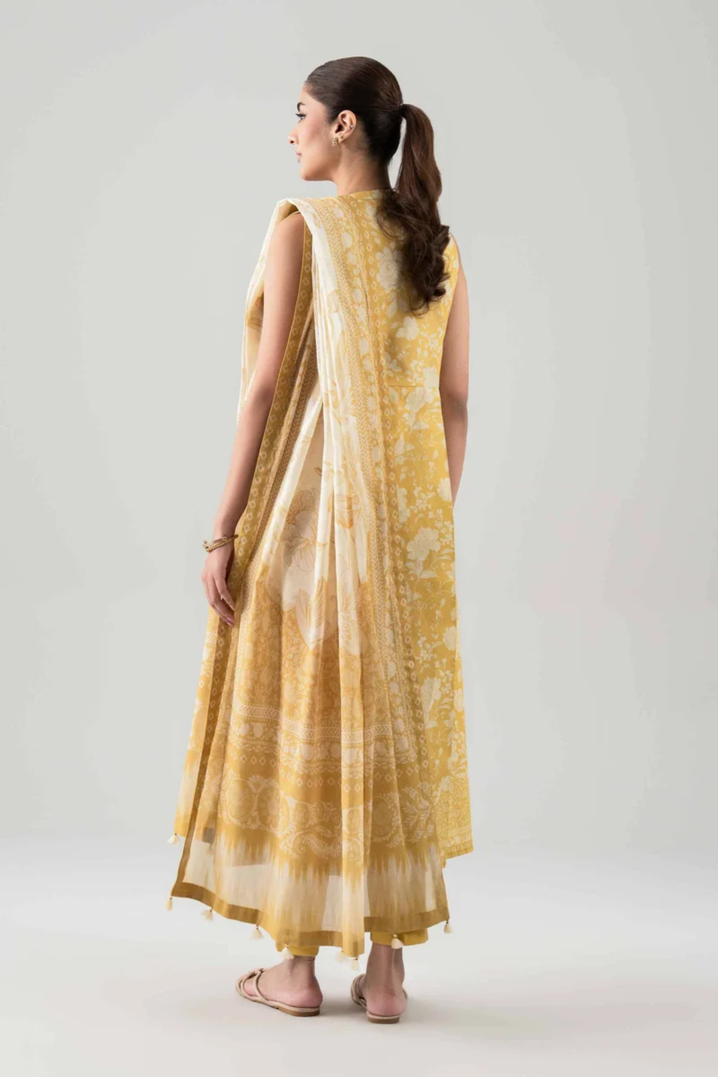 Nishat Digital Printed Lawn 3PC