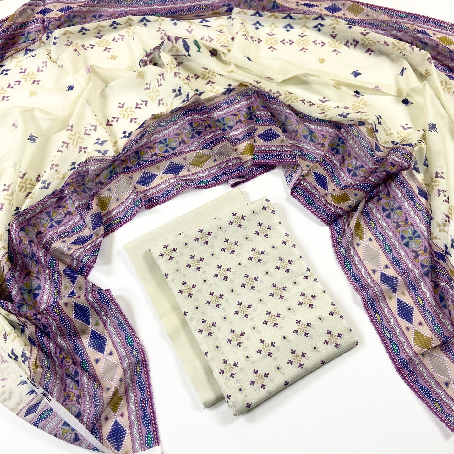 Nishat Digital Printed Lawn 3PC