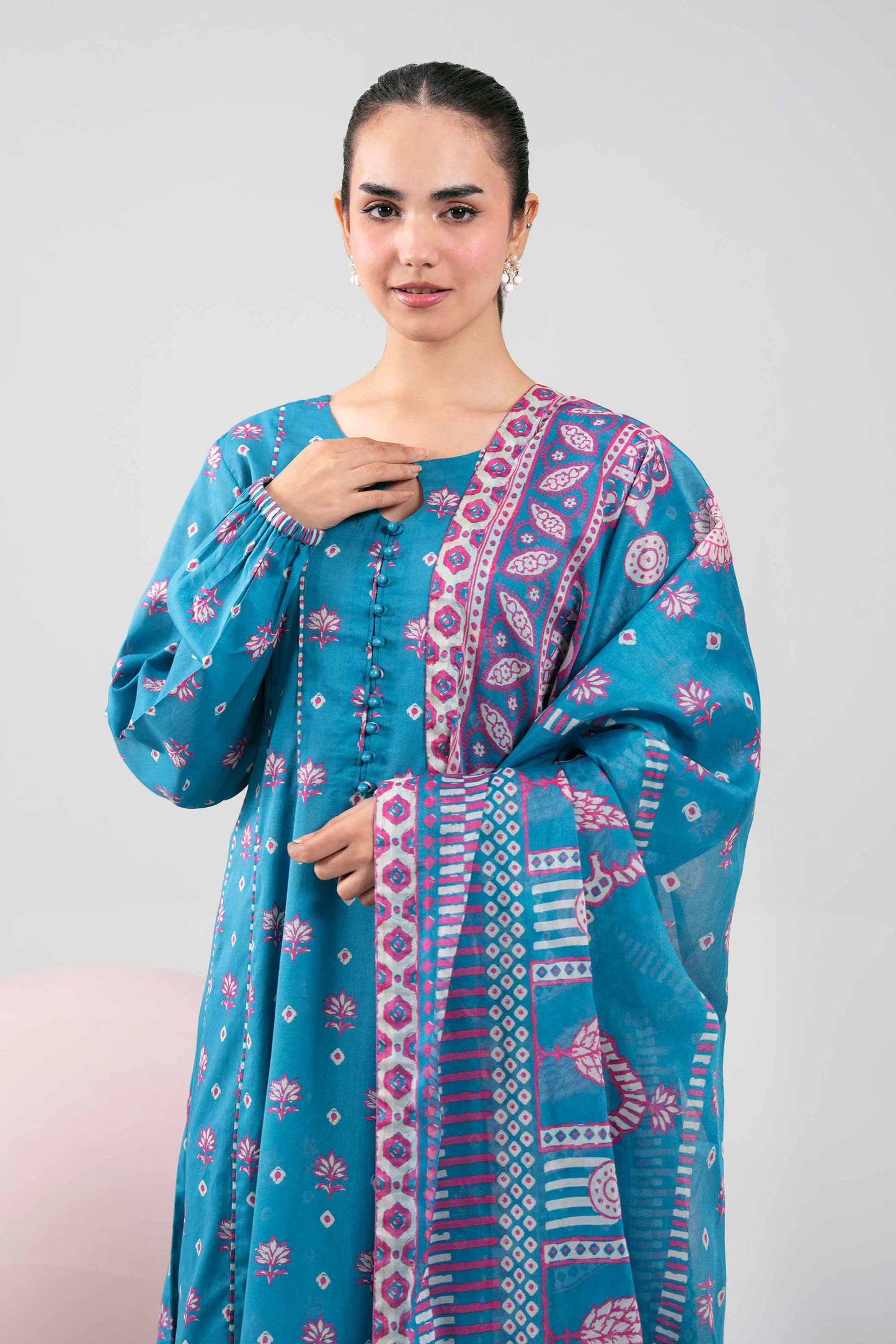 Nishat Digital Printed Lawn 3PC