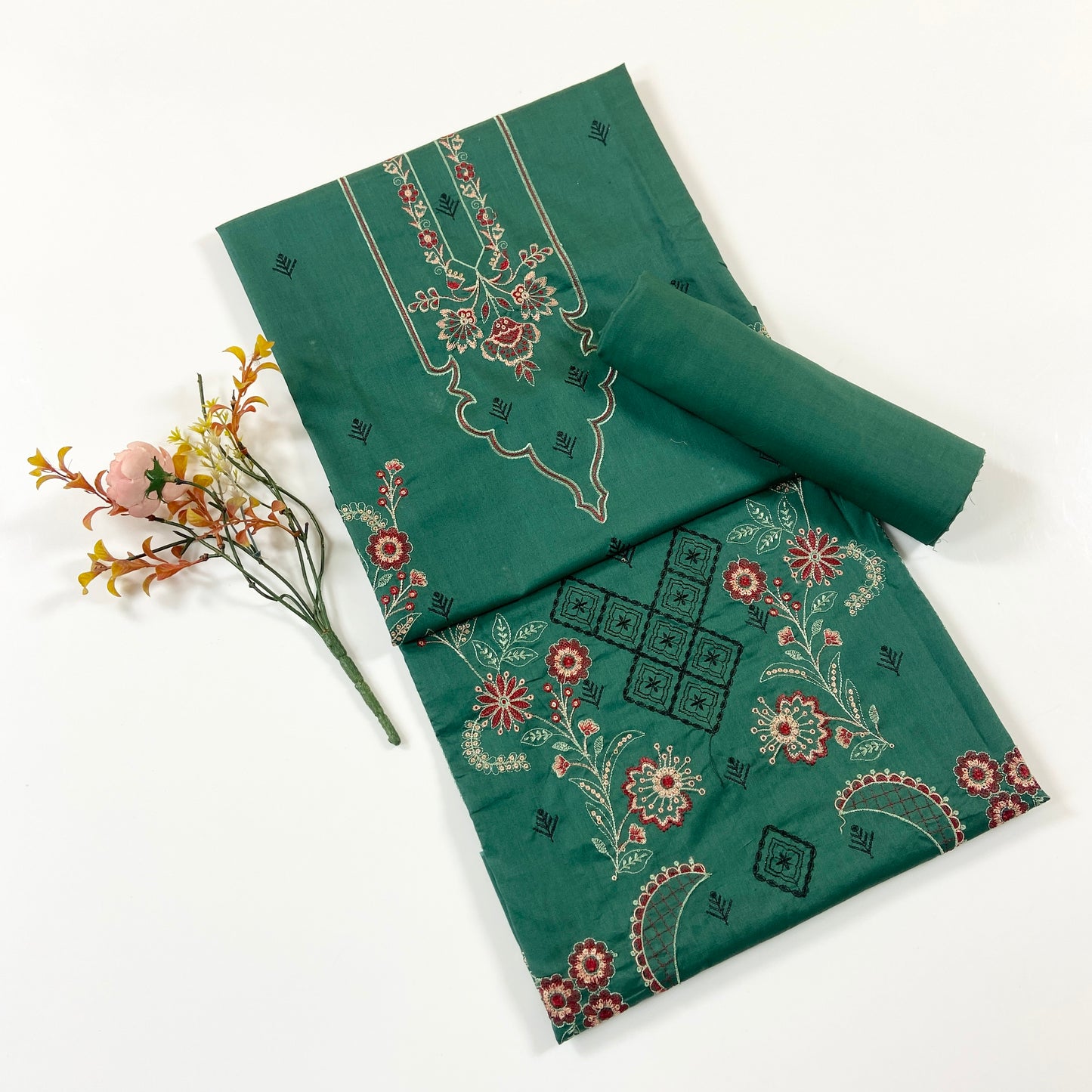Beechtree Plain Emb Shirt & Trouser Lawn 2PC