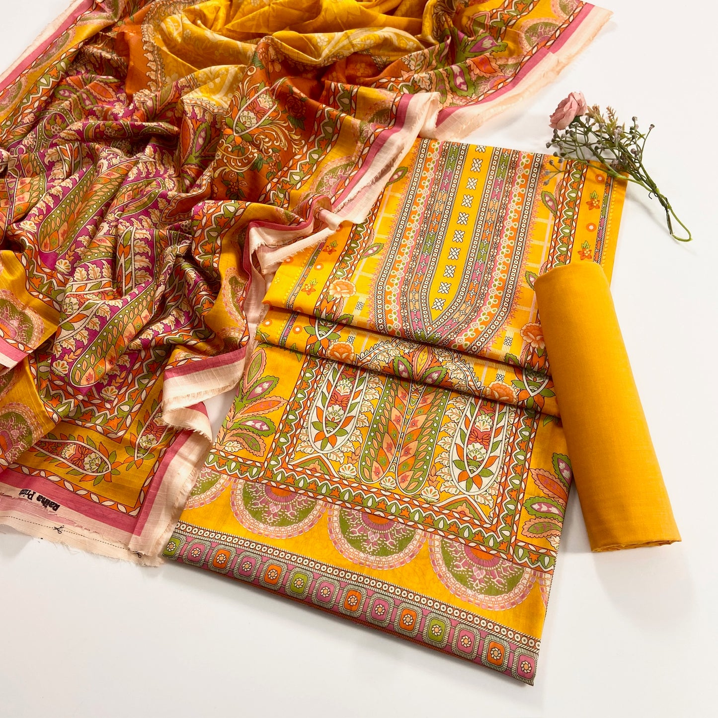 Raiha Premium Printed Lawn 3PC