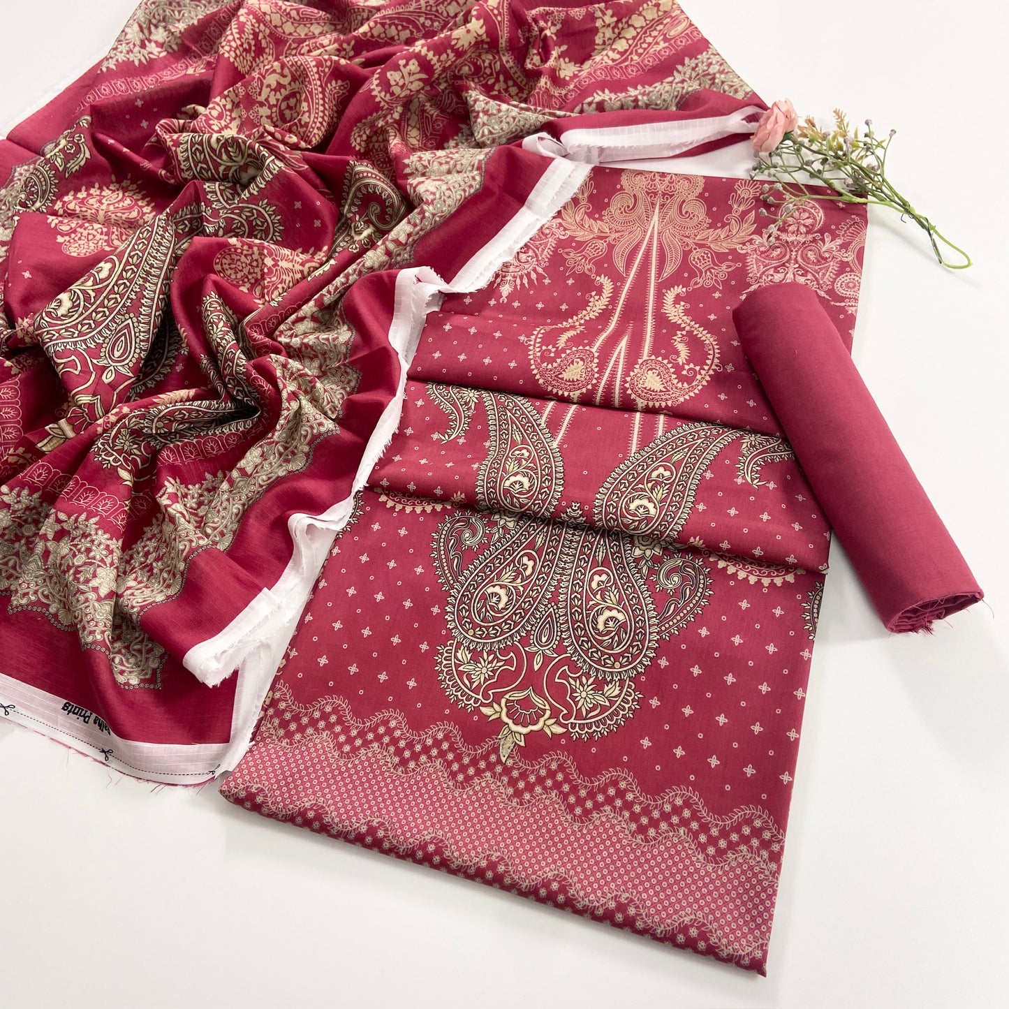 Raiha Premium Printed Lawn 3PC