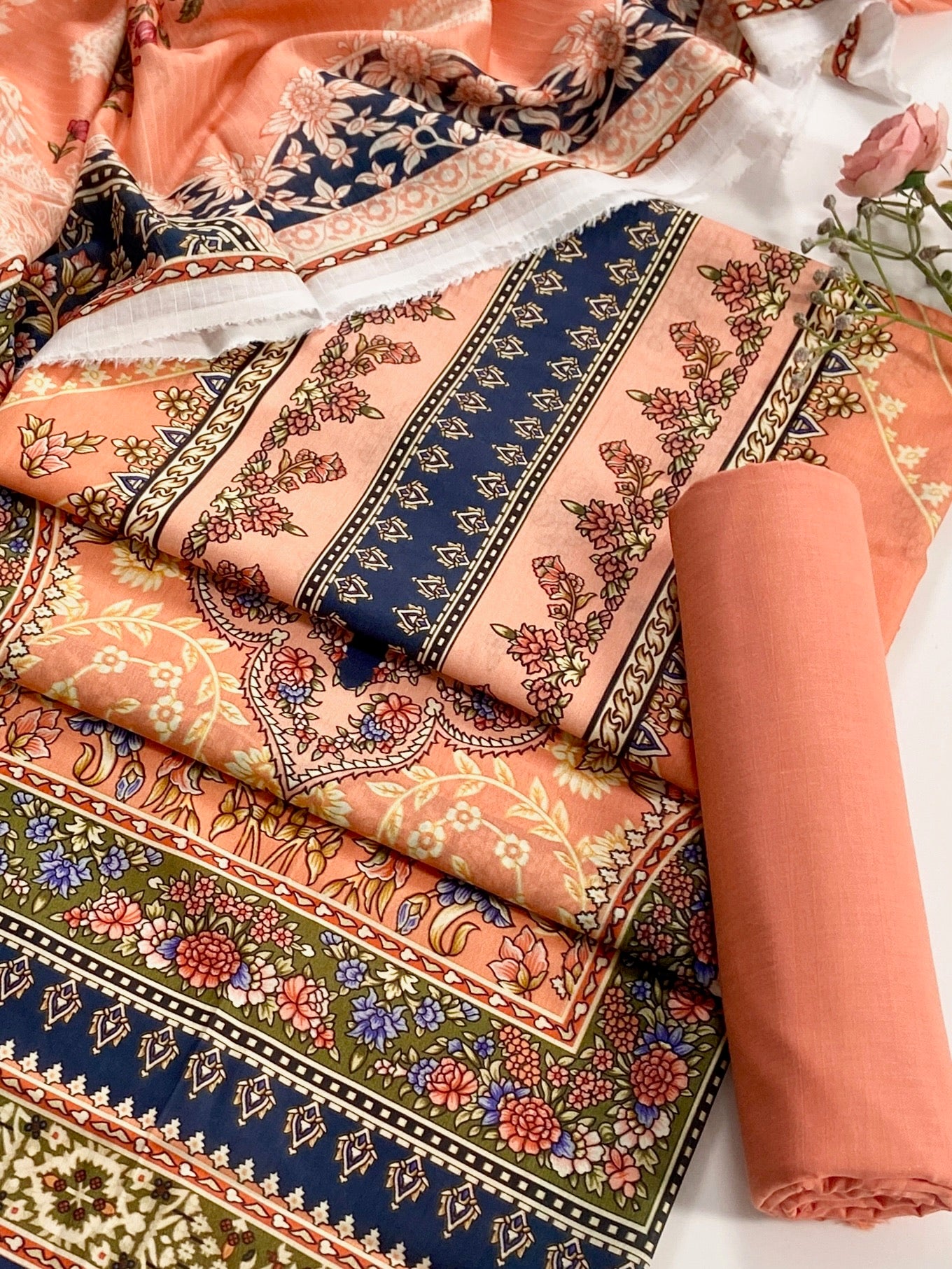 Raiha Premium Printed Lawn 3PC