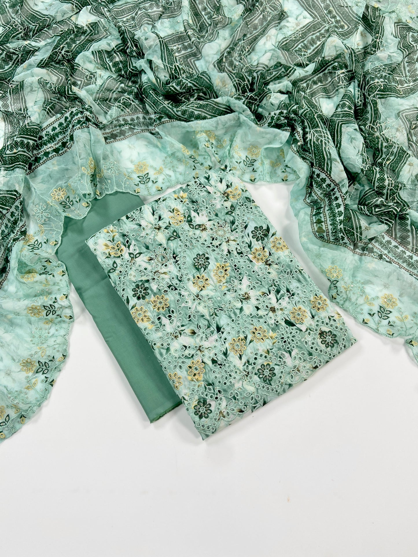 Riwayat Embroidered Lawn With Chiffon Dupatta 3PC