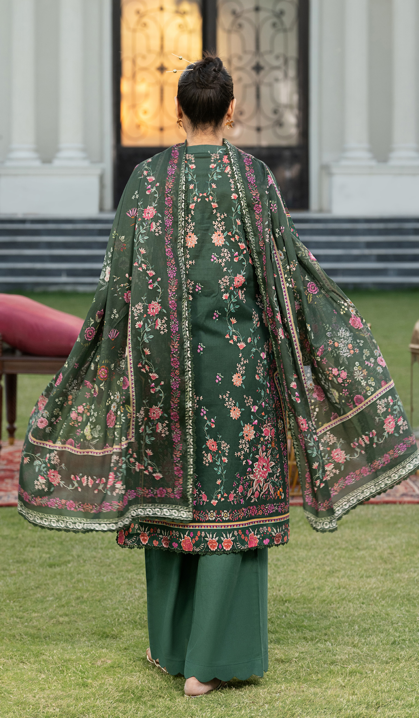 Raiha Premium Printed Lawn 3PC