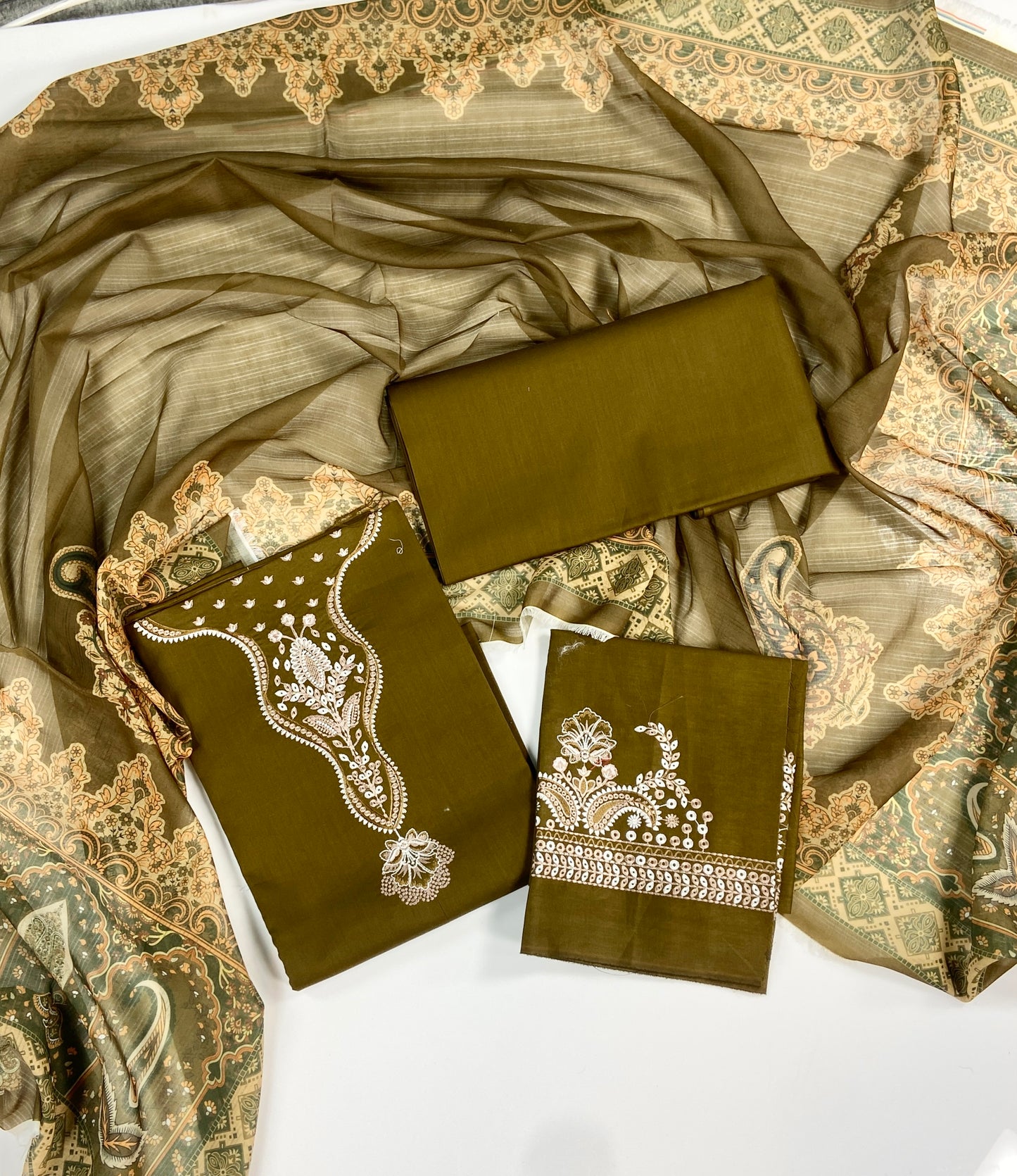 Lzel Embroidered Lawn 3PC