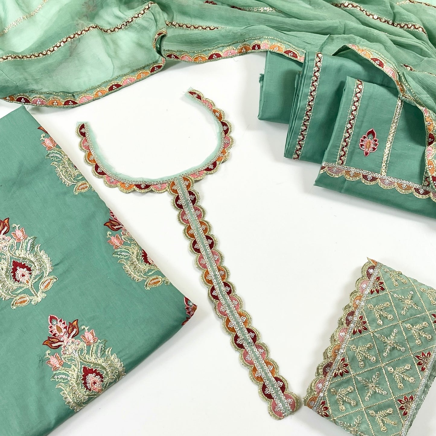 Zarmeen & Emaan Premium Emb Lawn 3PC