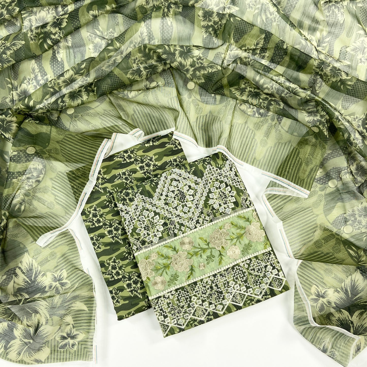 Anaya Noor Emb Bana Dora Lawn With Daman Laserkari 3PC