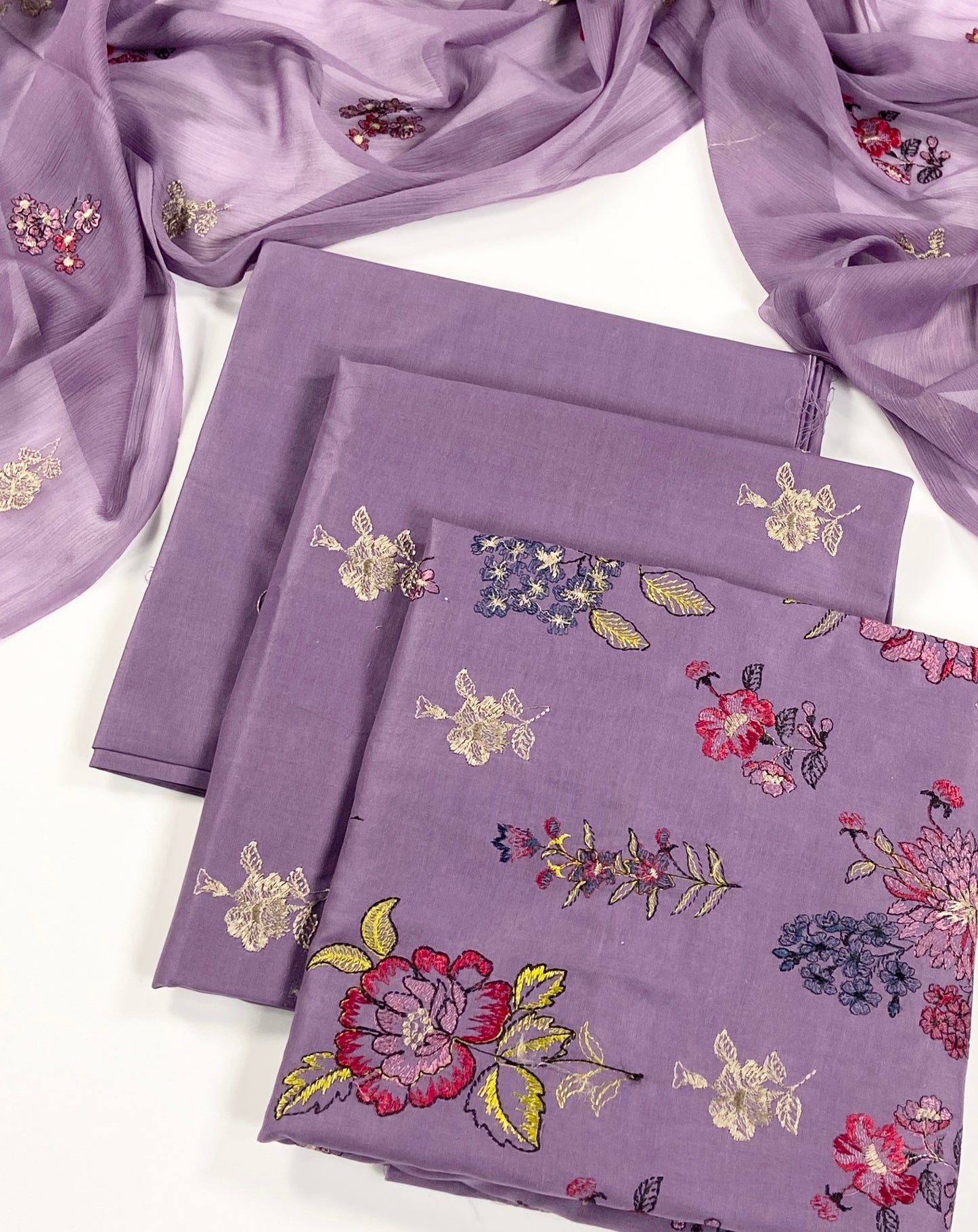 Bareeze Embroidered Lawn 3PC