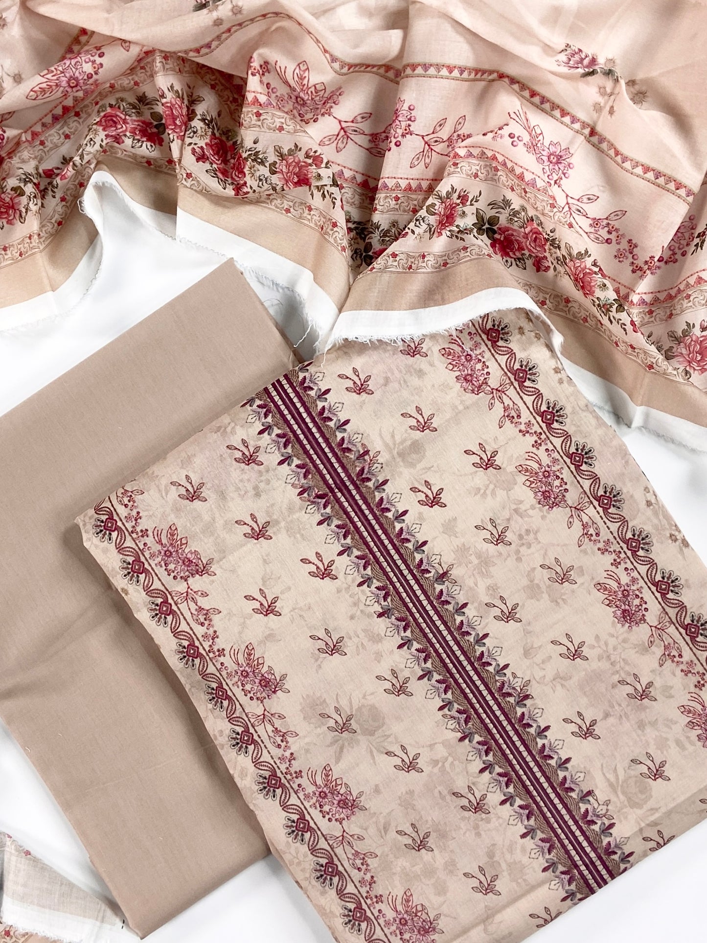Mashaim Digital Printed Lawn 3PC