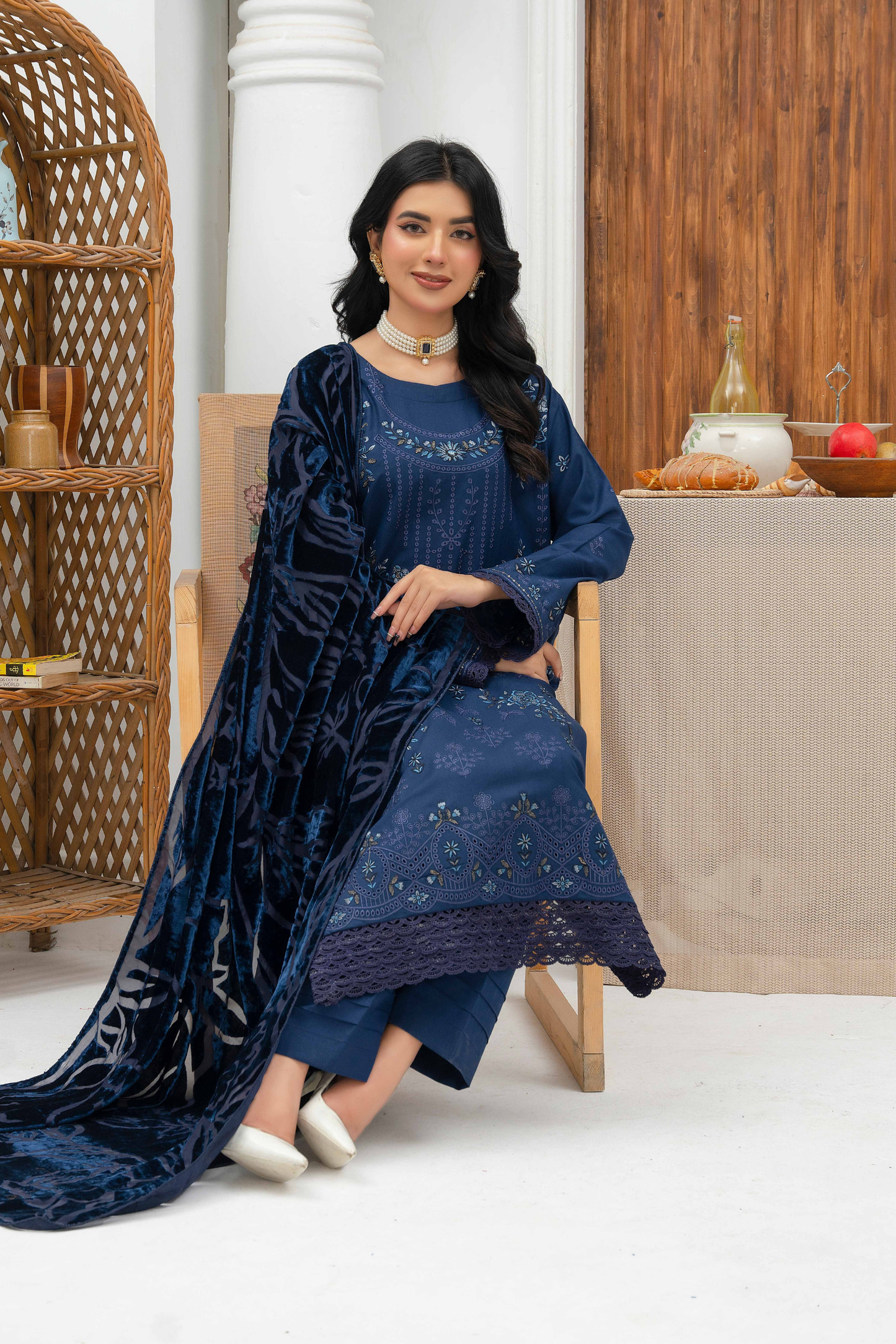 Rajwan Emb Dhanak with Plachi Shawl 3PC