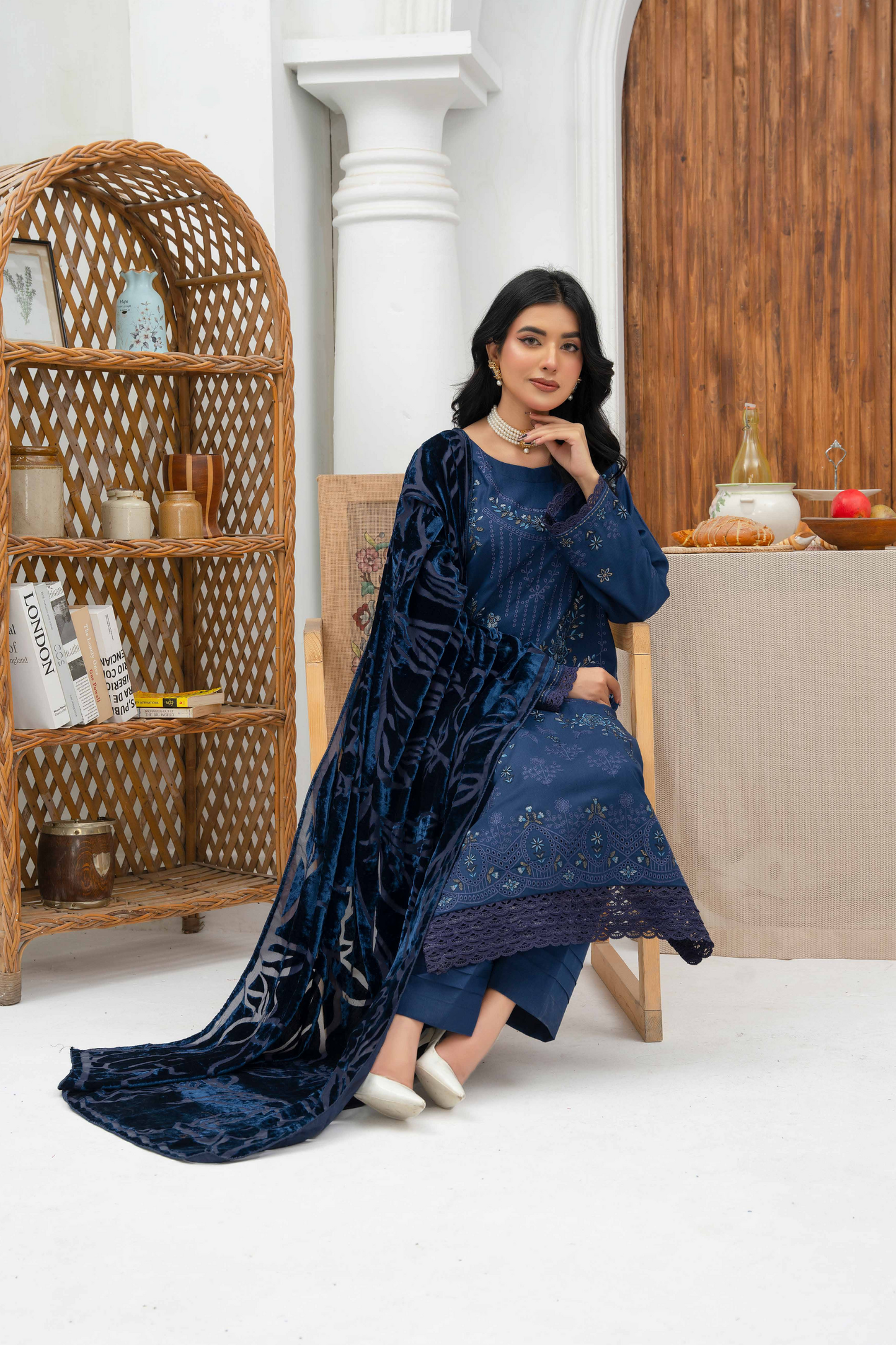Rajwan Emb Dhanak with Plachi Shawl 3PC