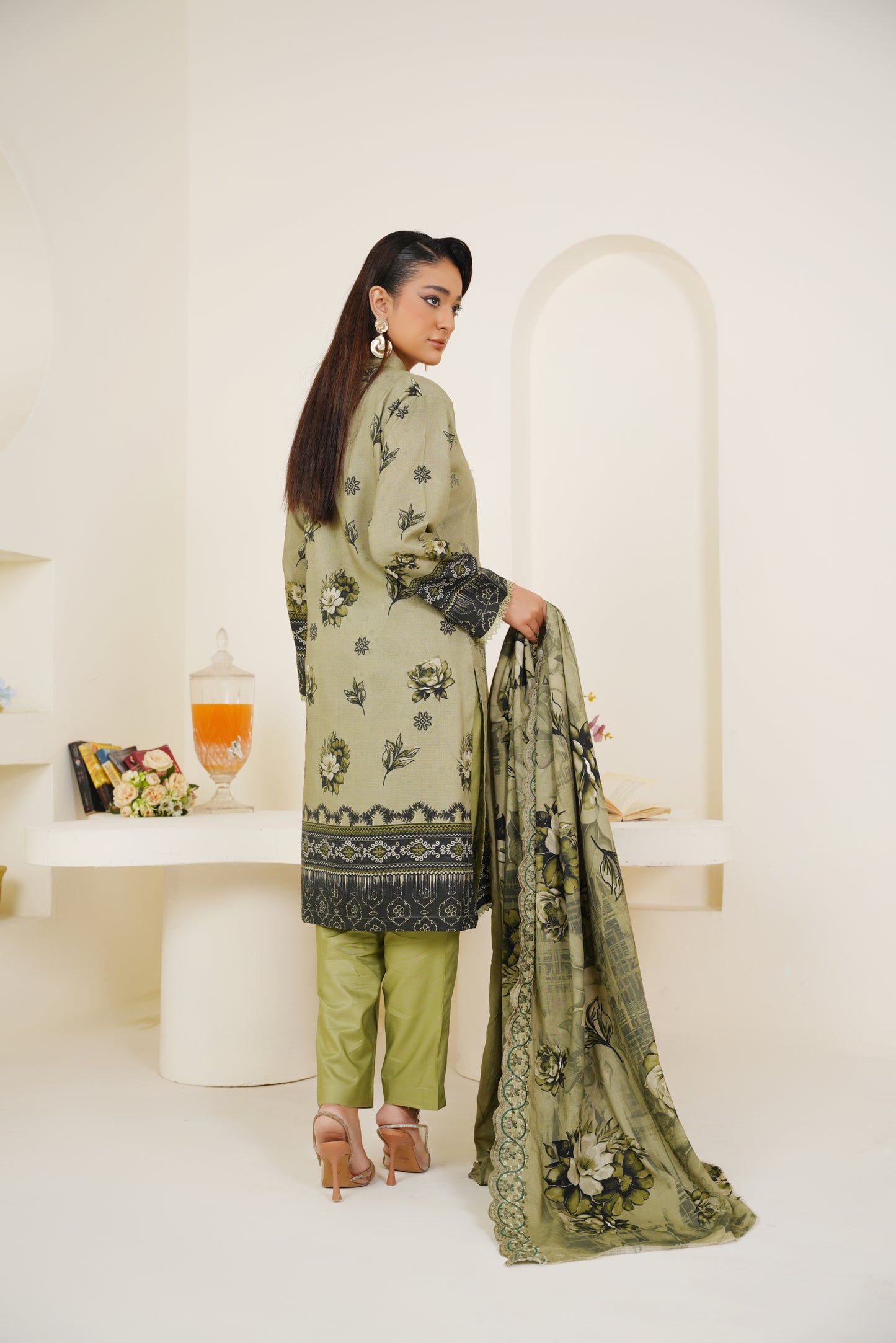 Riwayat-e-Sardi By Anaya Noor Emb Linen 3PC