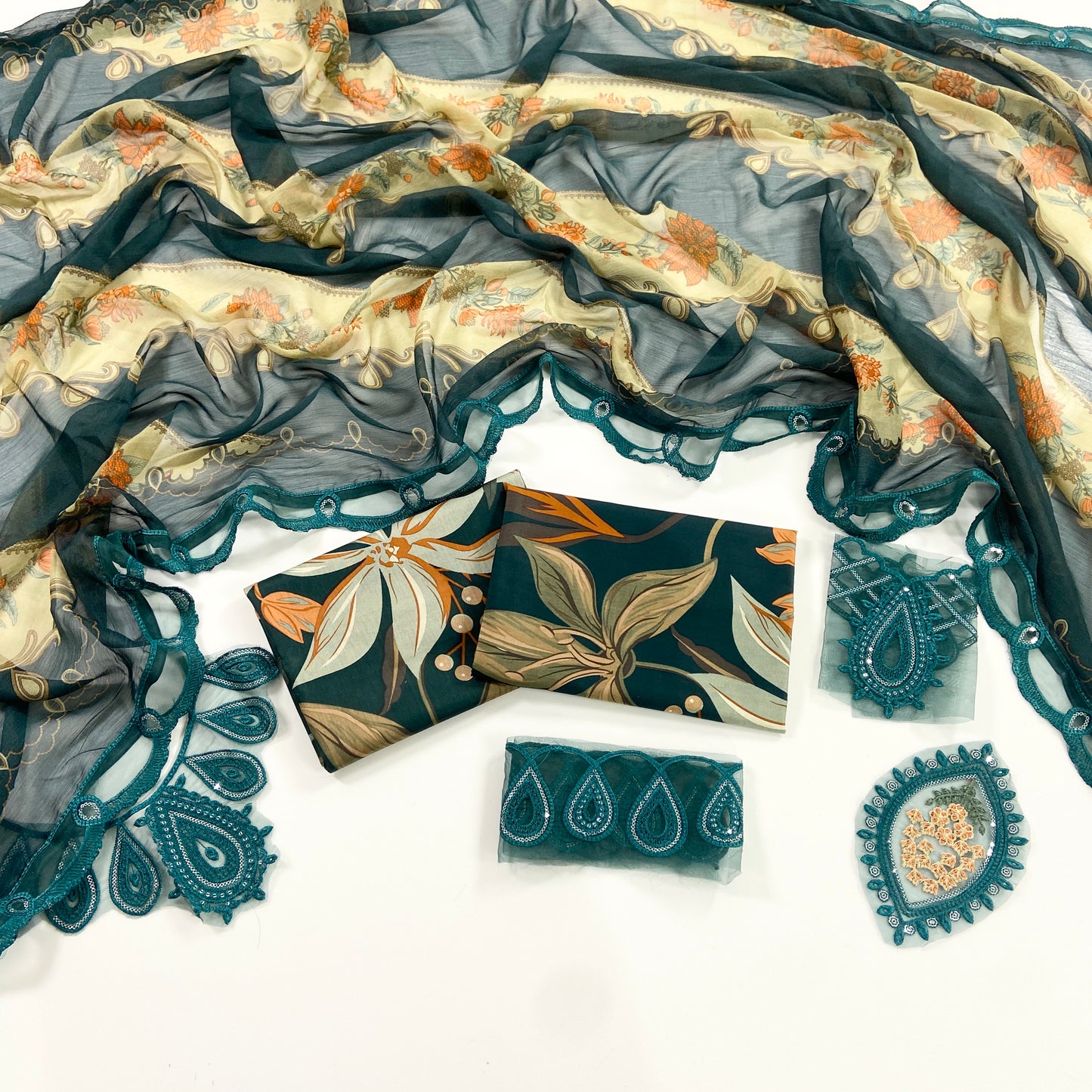 Baroque Embroiderd & Digital Printed Lawn 3PC