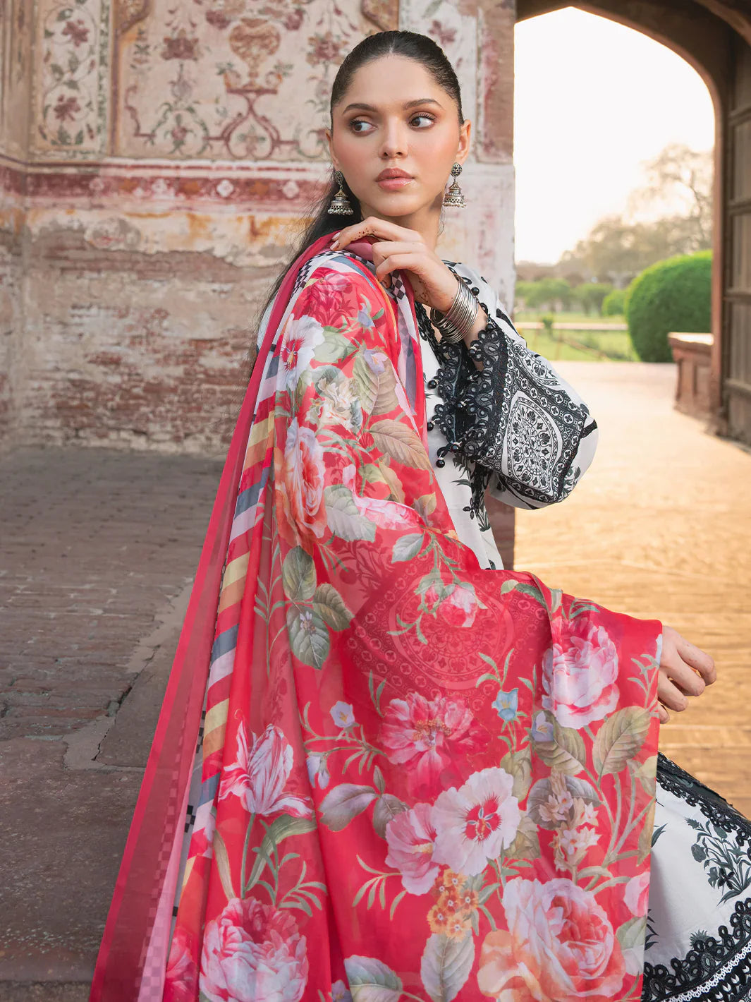 Naqsh Naz | Bin Ilyas | Luxury Lawn