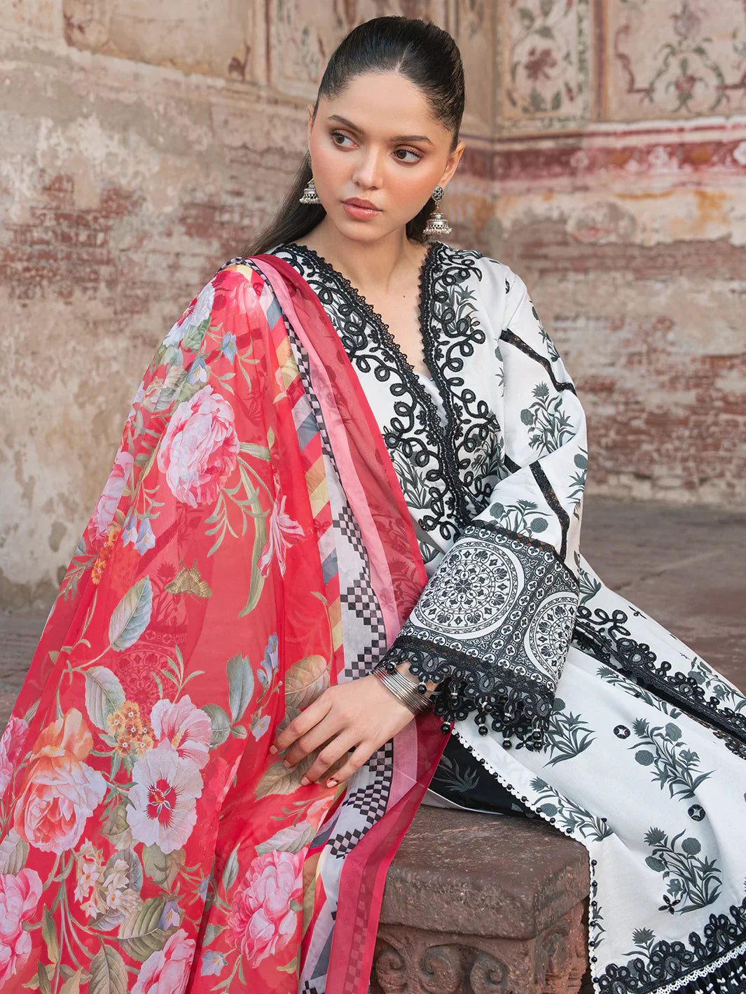 Naqsh Naz | Bin Ilyas | Luxury Lawn