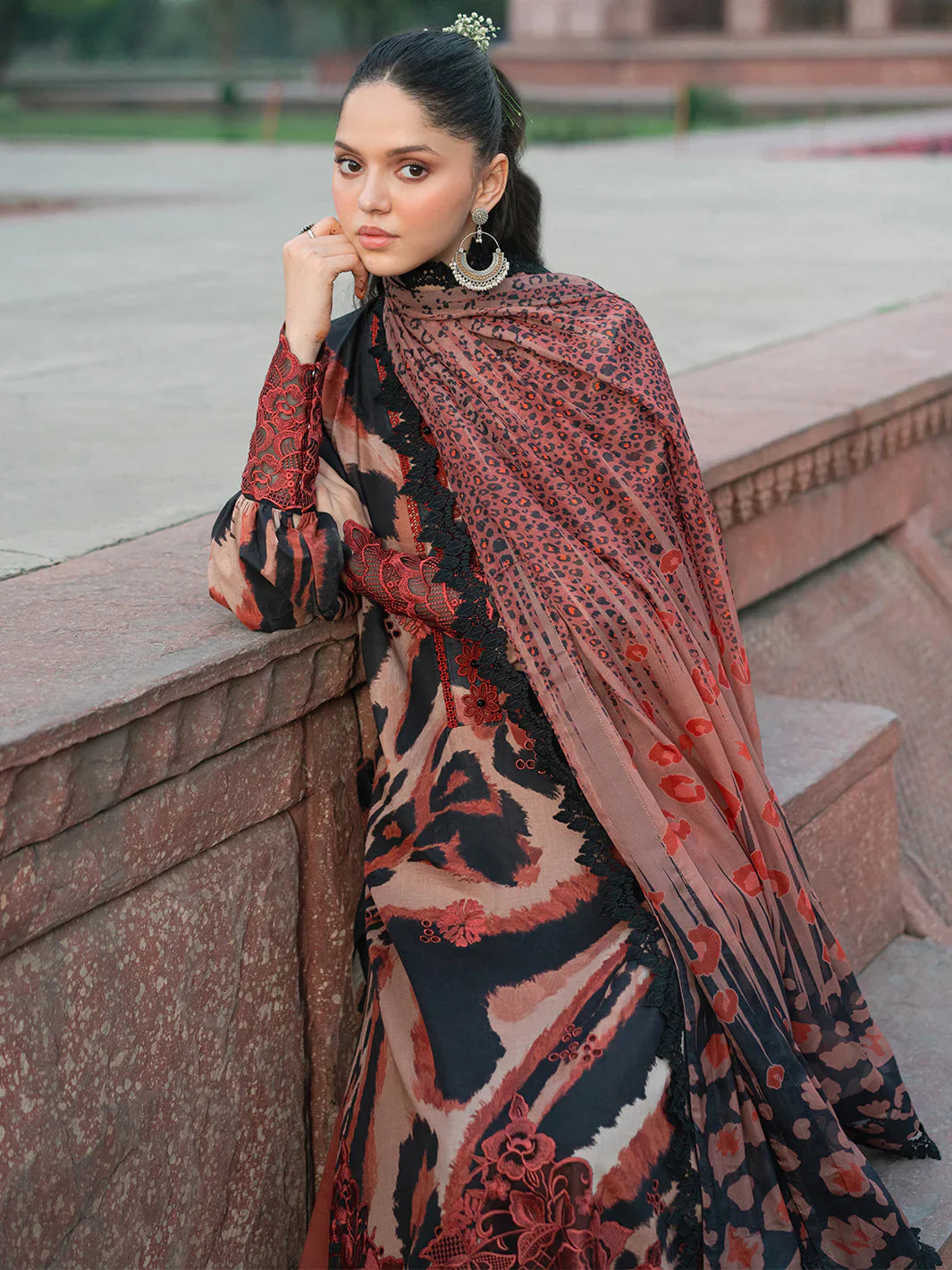 Naqsh Naz | Bin Ilyas | Luxury Lawn